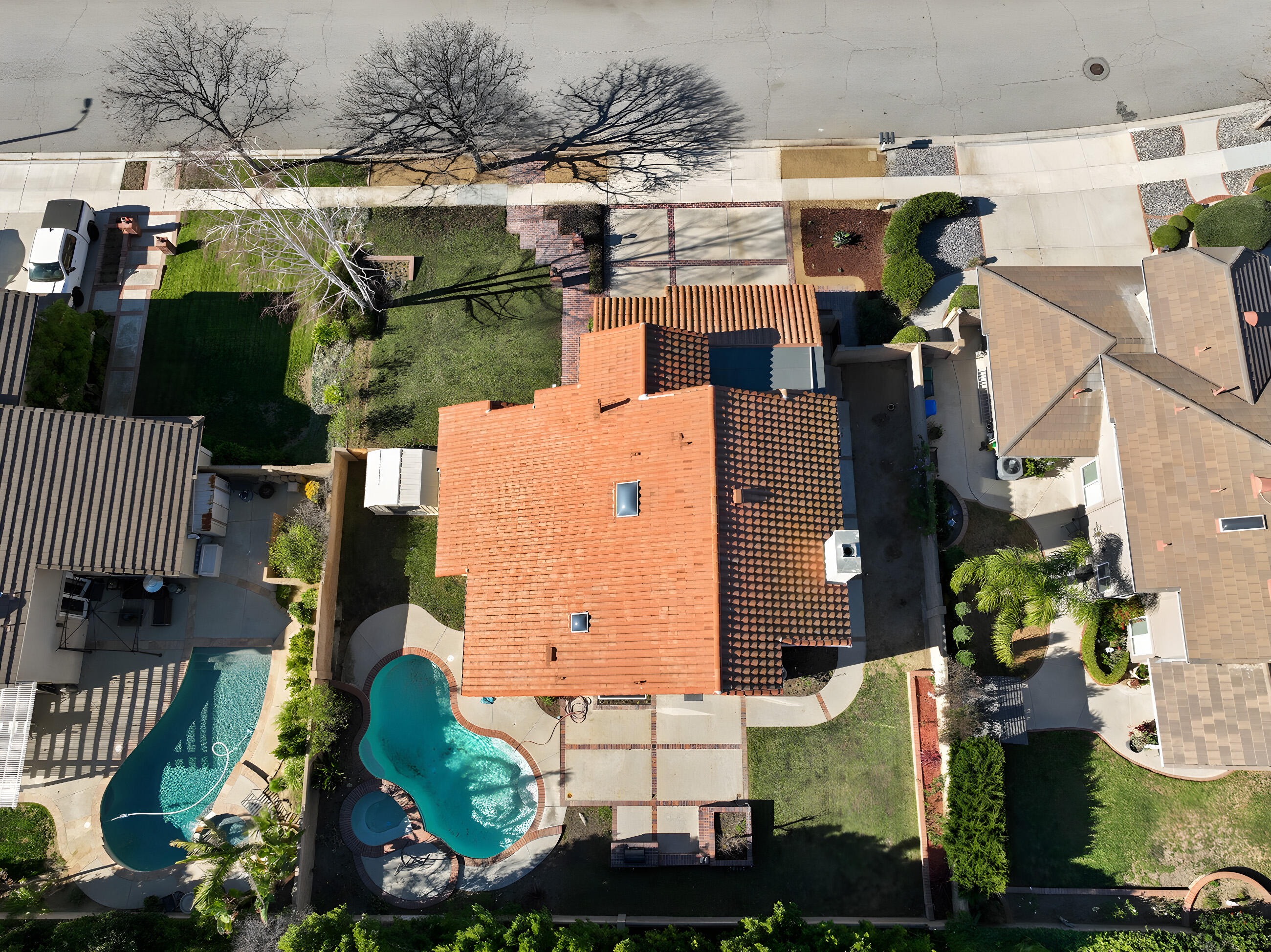 Out Of Area, California 93063, United States, 4 Bedrooms Bedrooms, ,3 BathroomsBathrooms,Residential,Pending,21271