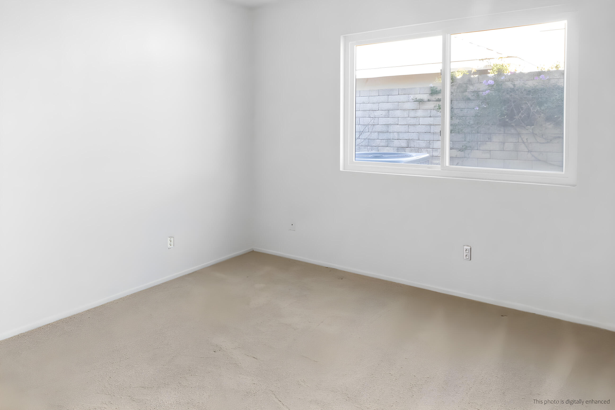 Out Of Area, California 93063, United States, 4 Bedrooms Bedrooms, ,3 BathroomsBathrooms,Residential,Pending,21271