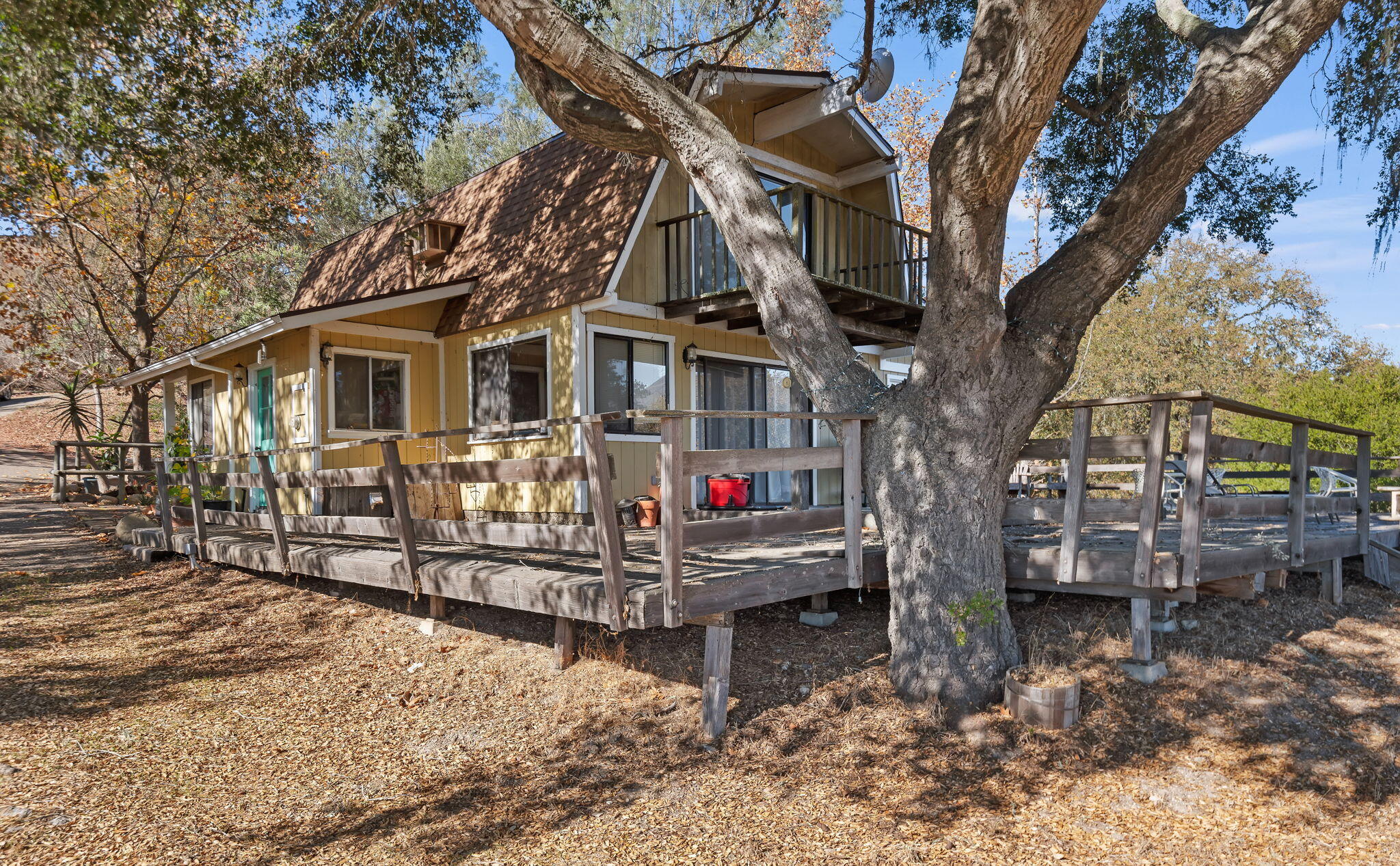 Santa Ynez, California 93460, United States, 3 Bedrooms Bedrooms, ,4 BathroomsBathrooms,Residential,Pending,27419