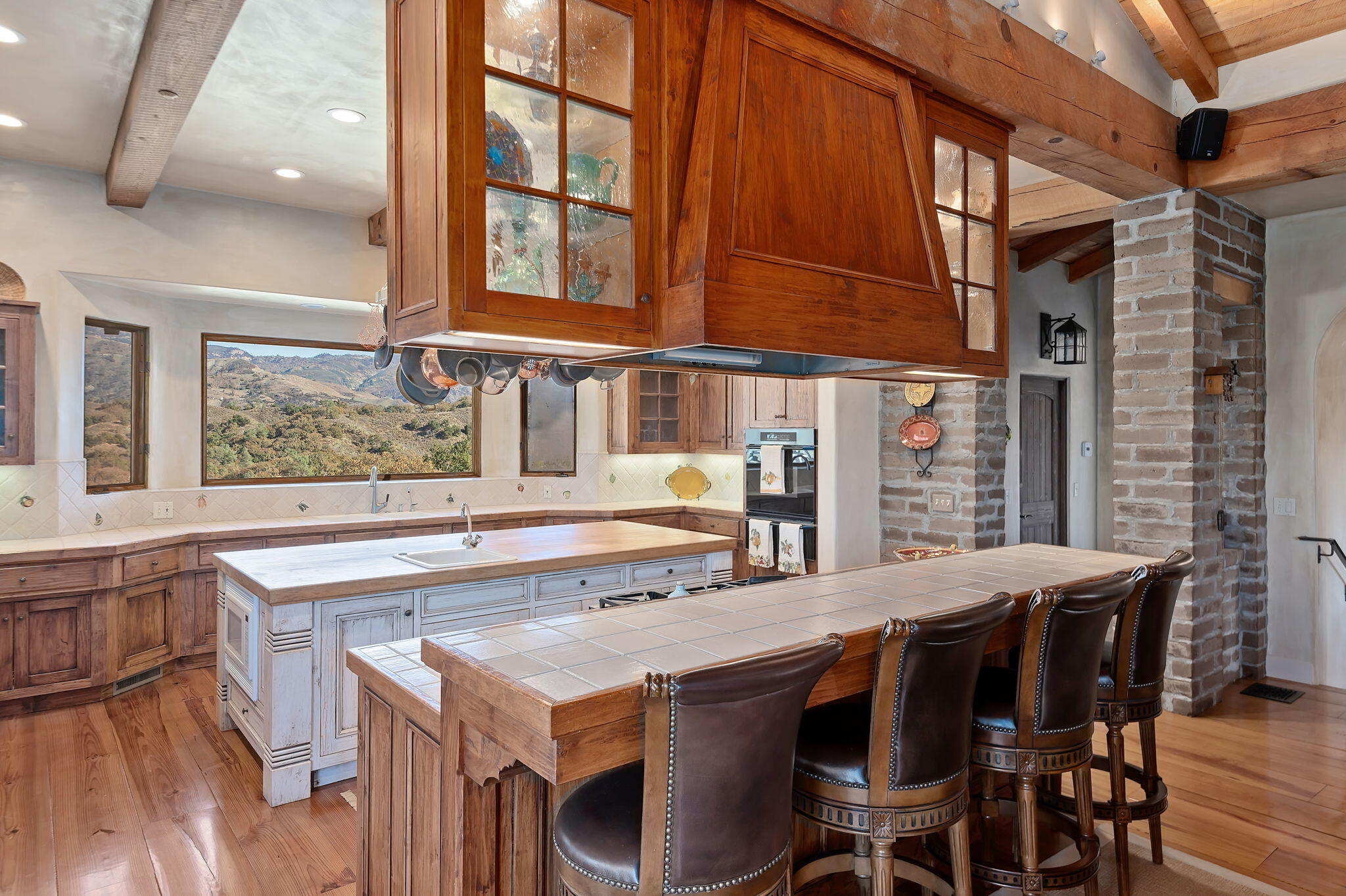 Santa Ynez, California 93460, United States, 3 Bedrooms Bedrooms, ,4 BathroomsBathrooms,Residential,Pending,27419