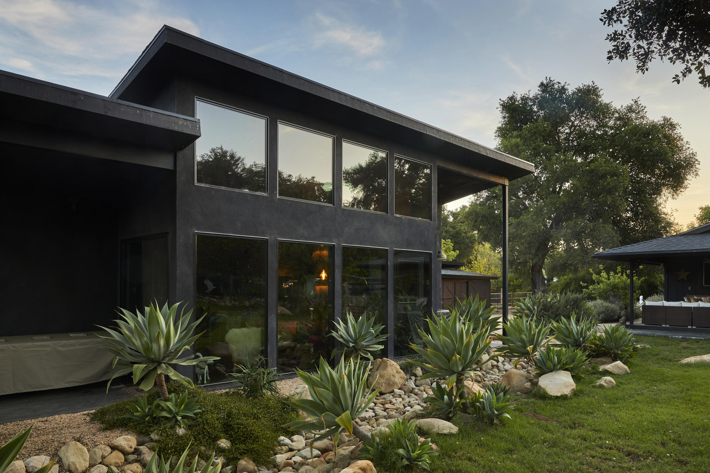 Santa Paula, California 93060, United States, 3 Bedrooms Bedrooms, ,3 BathroomsBathrooms,Residential,Active,154490