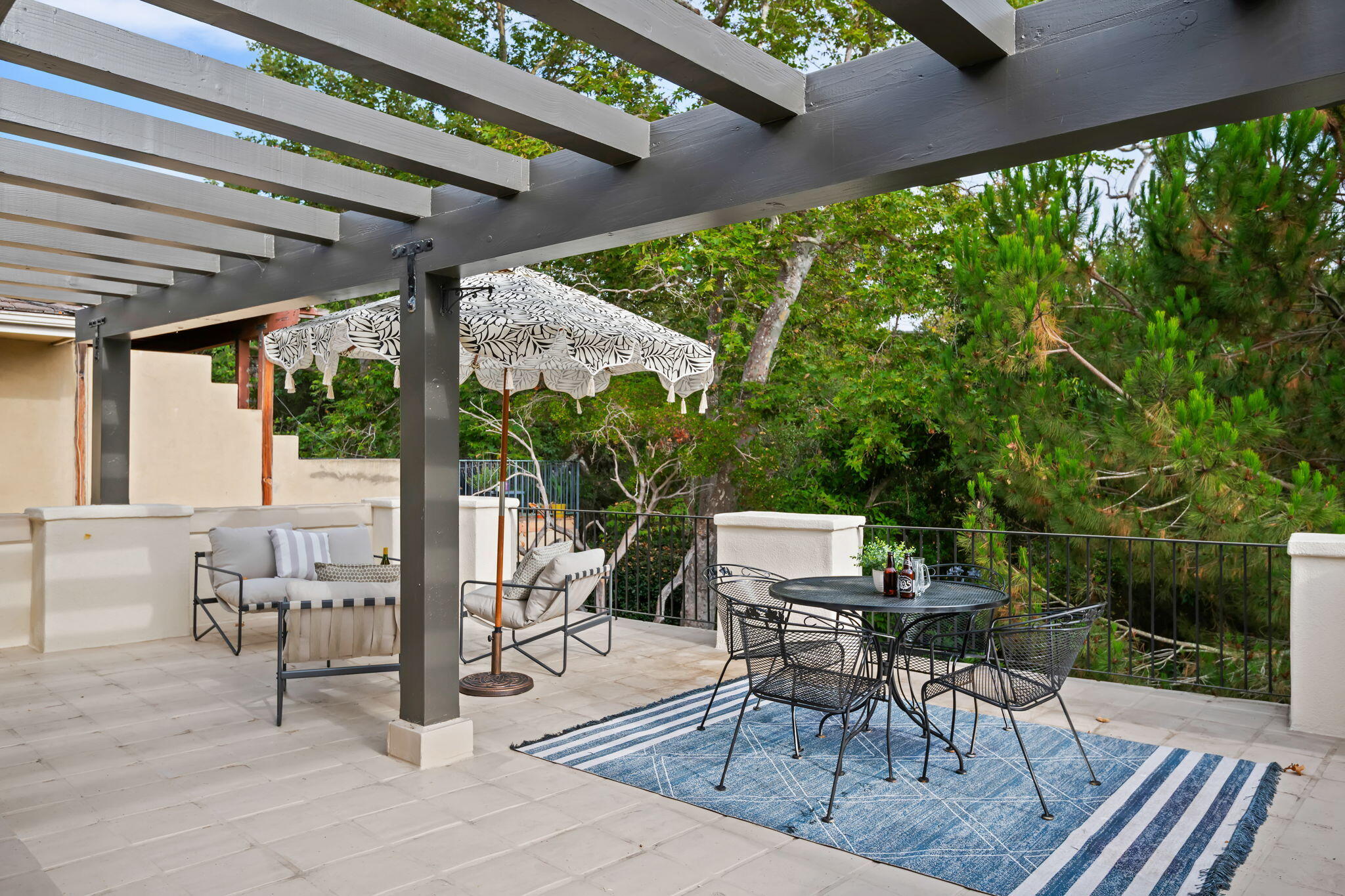 Santa Barbara, California 93105, United States, ,Residential,Active,200066