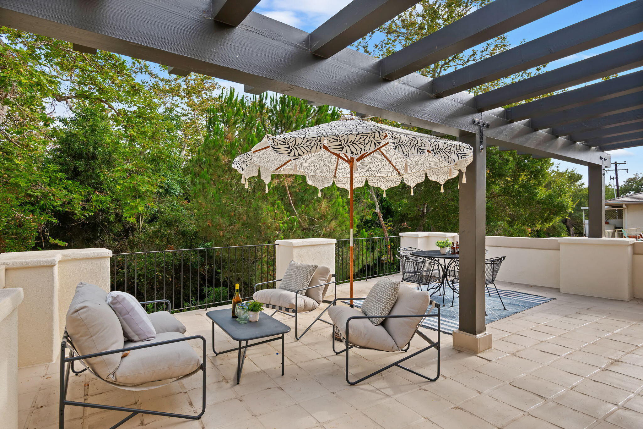 Santa Barbara, California 93105, United States, ,Residential,Active,200066