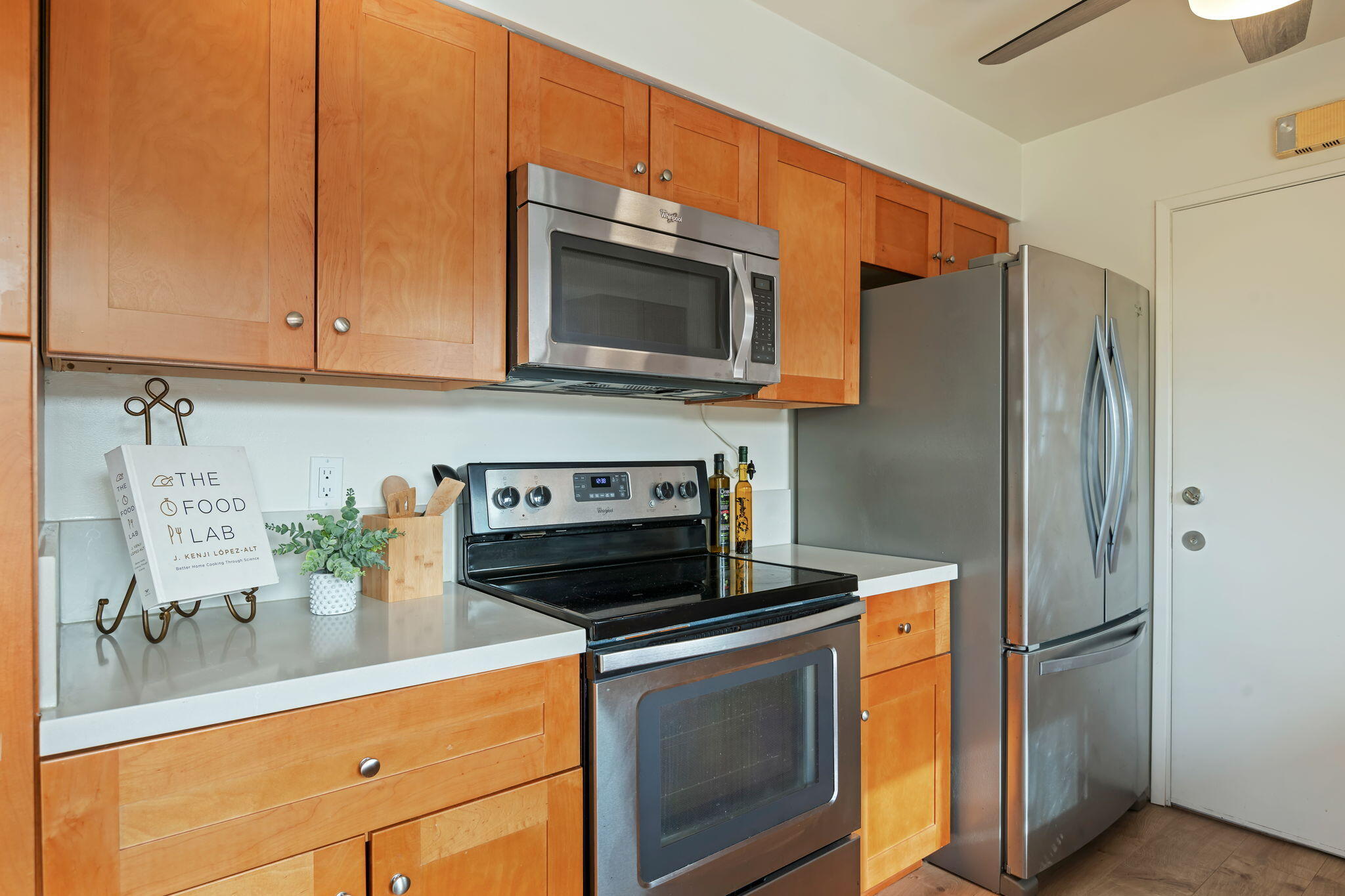 Santa Barbara, California 93105, United States, ,Residential,Active,200066