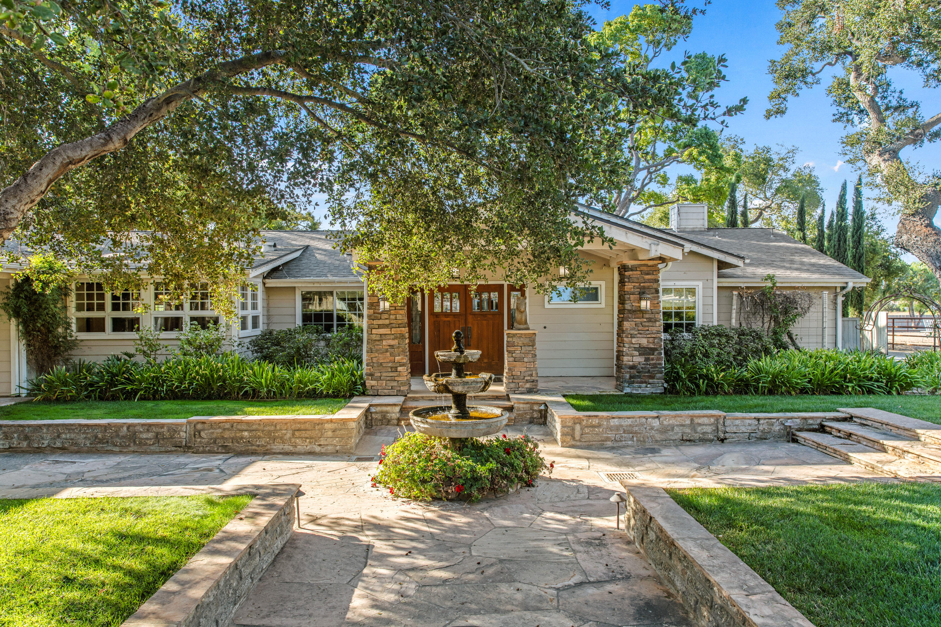 Santa Ynez, California 93460, United States, 4 Bedrooms Bedrooms, ,3 BathroomsBathrooms,Residential,Pending,38698