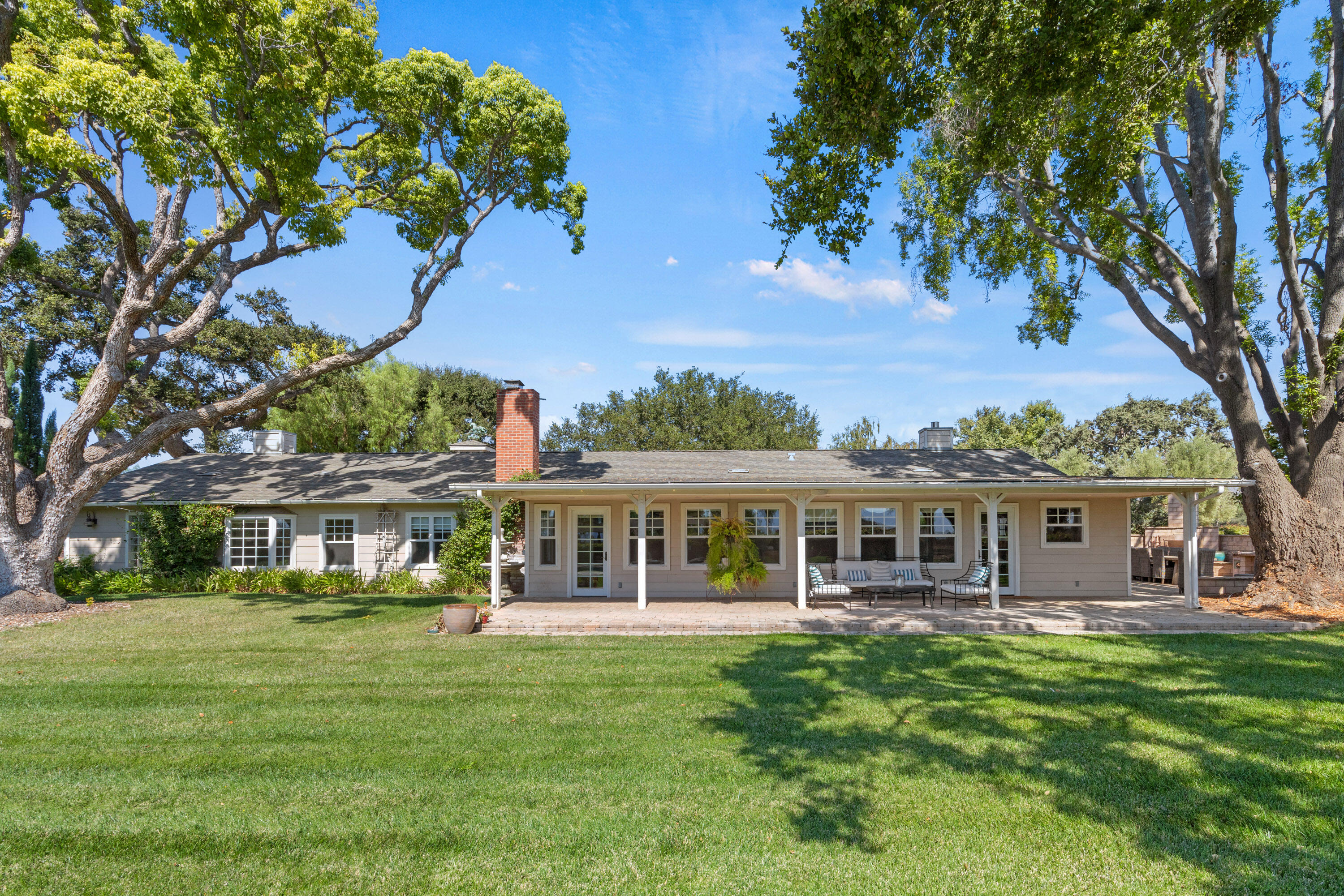 Santa Ynez, California 93460, United States, 4 Bedrooms Bedrooms, ,3 BathroomsBathrooms,Residential,Pending,38698