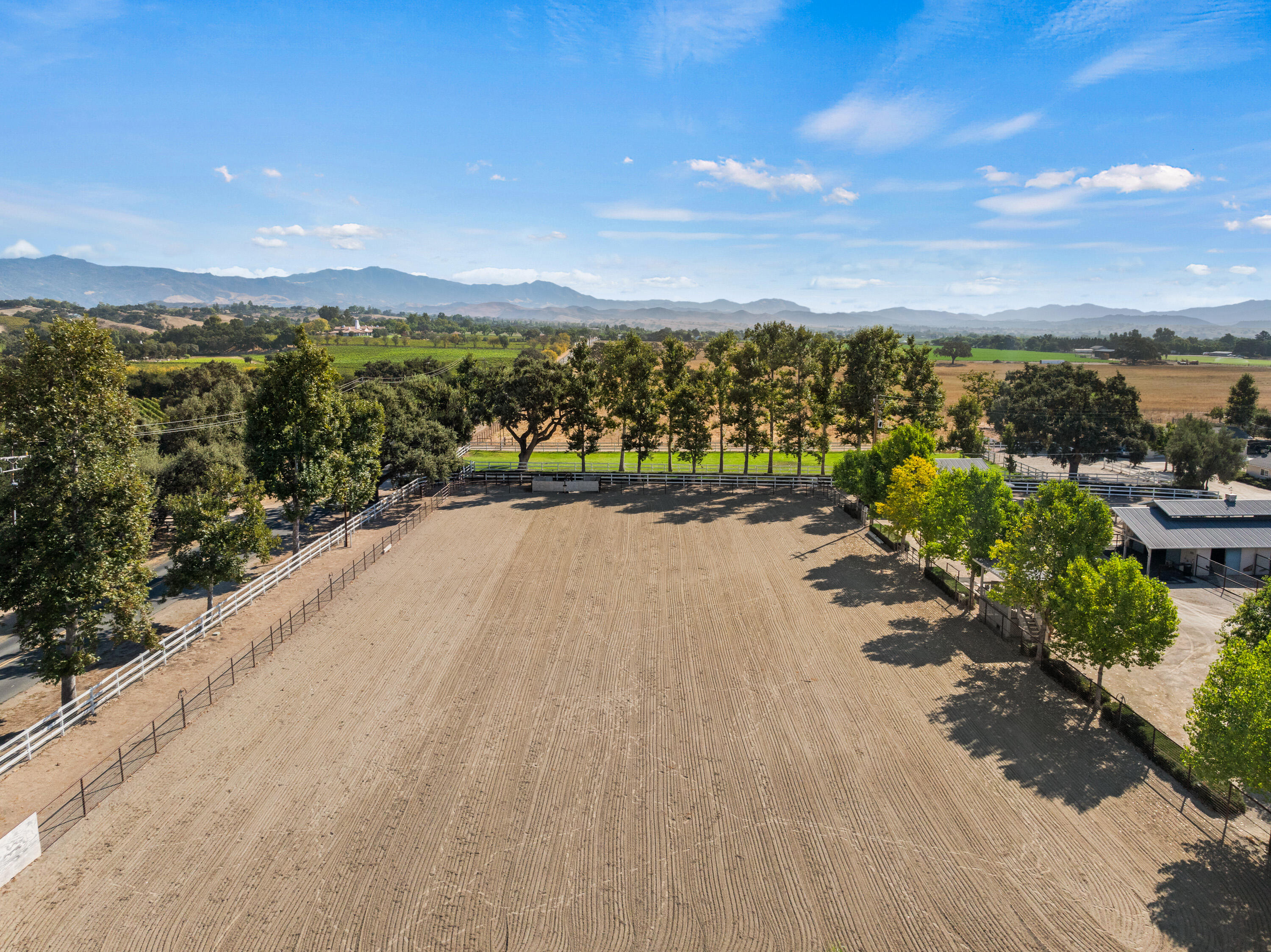 Santa Ynez, California 93460, United States, 4 Bedrooms Bedrooms, ,3 BathroomsBathrooms,Residential,Pending,38698