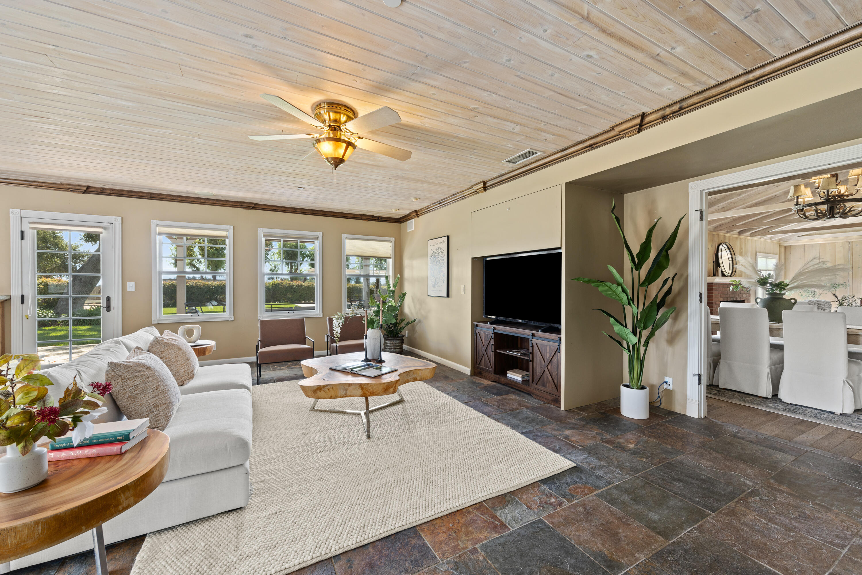 Santa Ynez, California 93460, United States, 4 Bedrooms Bedrooms, ,3 BathroomsBathrooms,Residential,Pending,38698