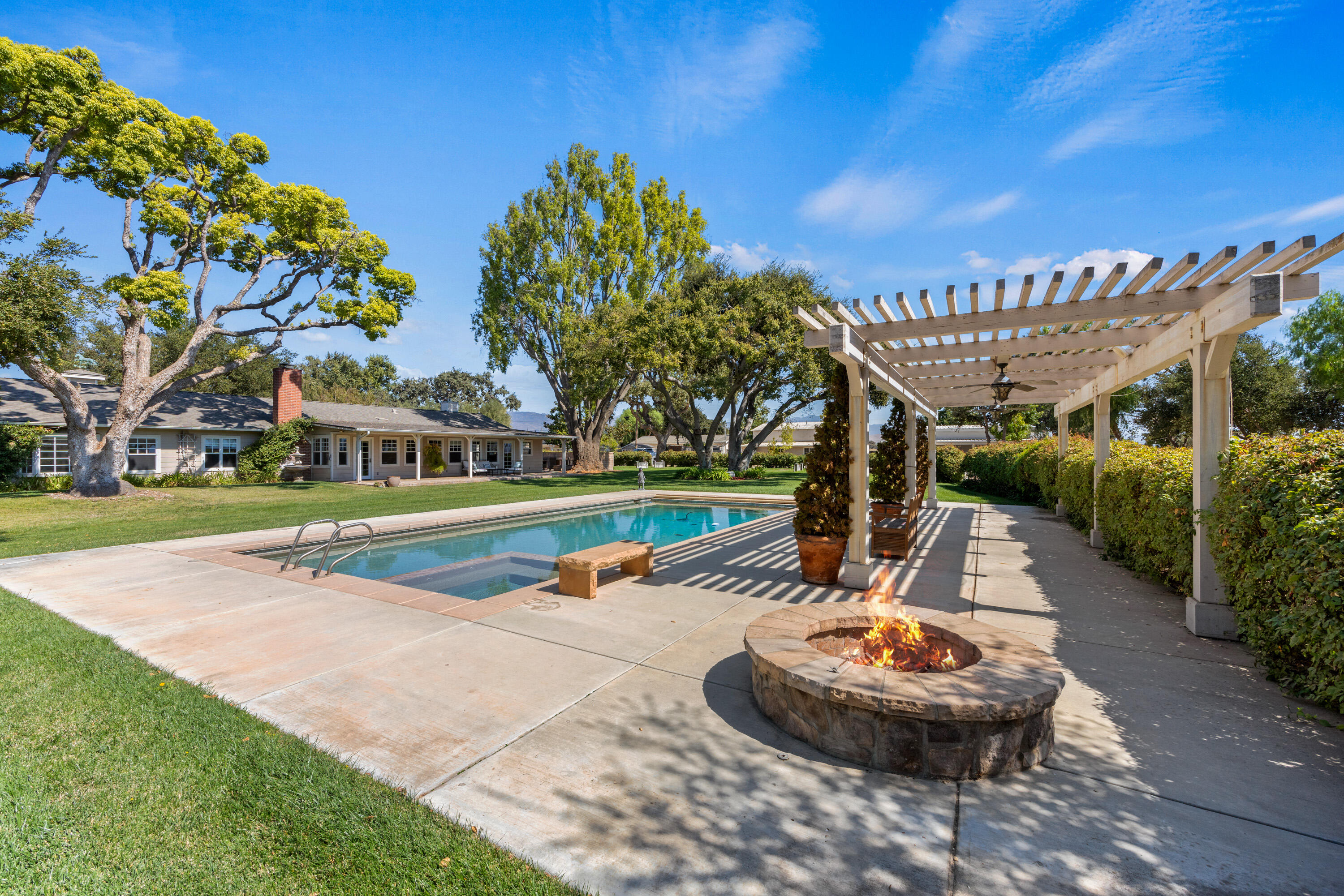 Santa Ynez, California 93460, United States, 4 Bedrooms Bedrooms, ,3 BathroomsBathrooms,Residential,Pending,38698