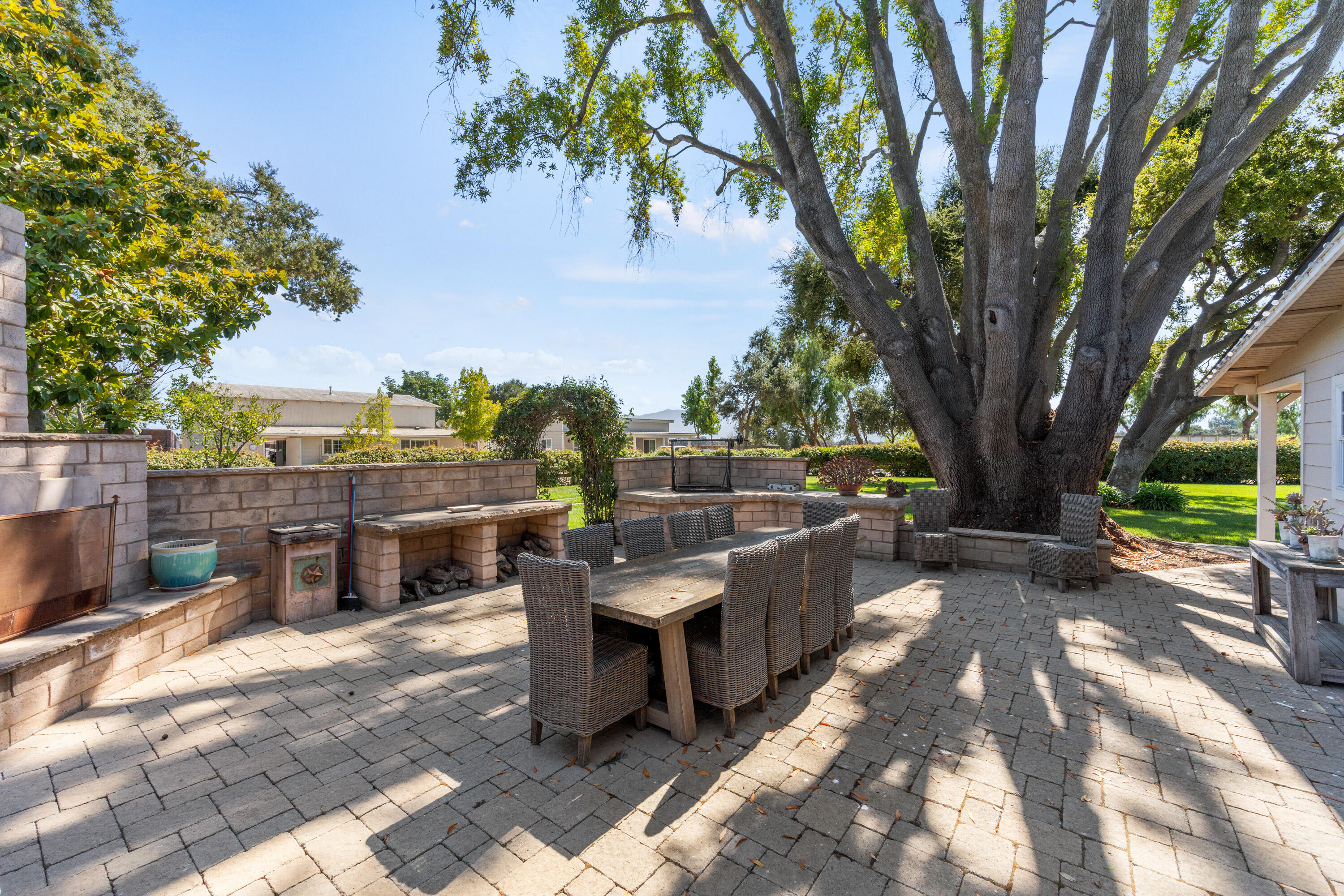 Santa Ynez, California 93460, United States, 4 Bedrooms Bedrooms, ,3 BathroomsBathrooms,Residential,Pending,38698