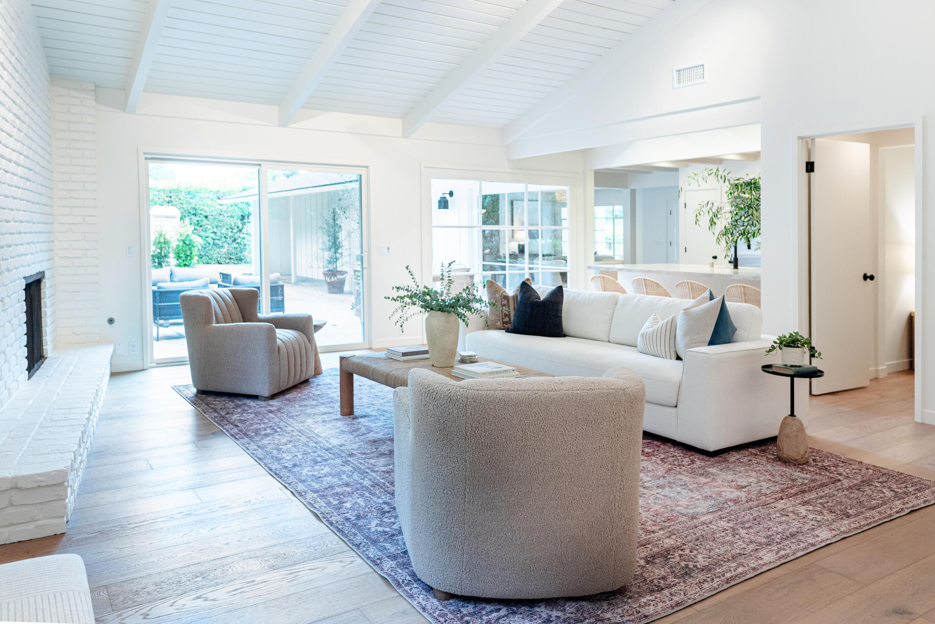 Santa Barbara, California 93108, United States, 3 Bedrooms Bedrooms, ,2 BathroomsBathrooms,Residential,Active,45593