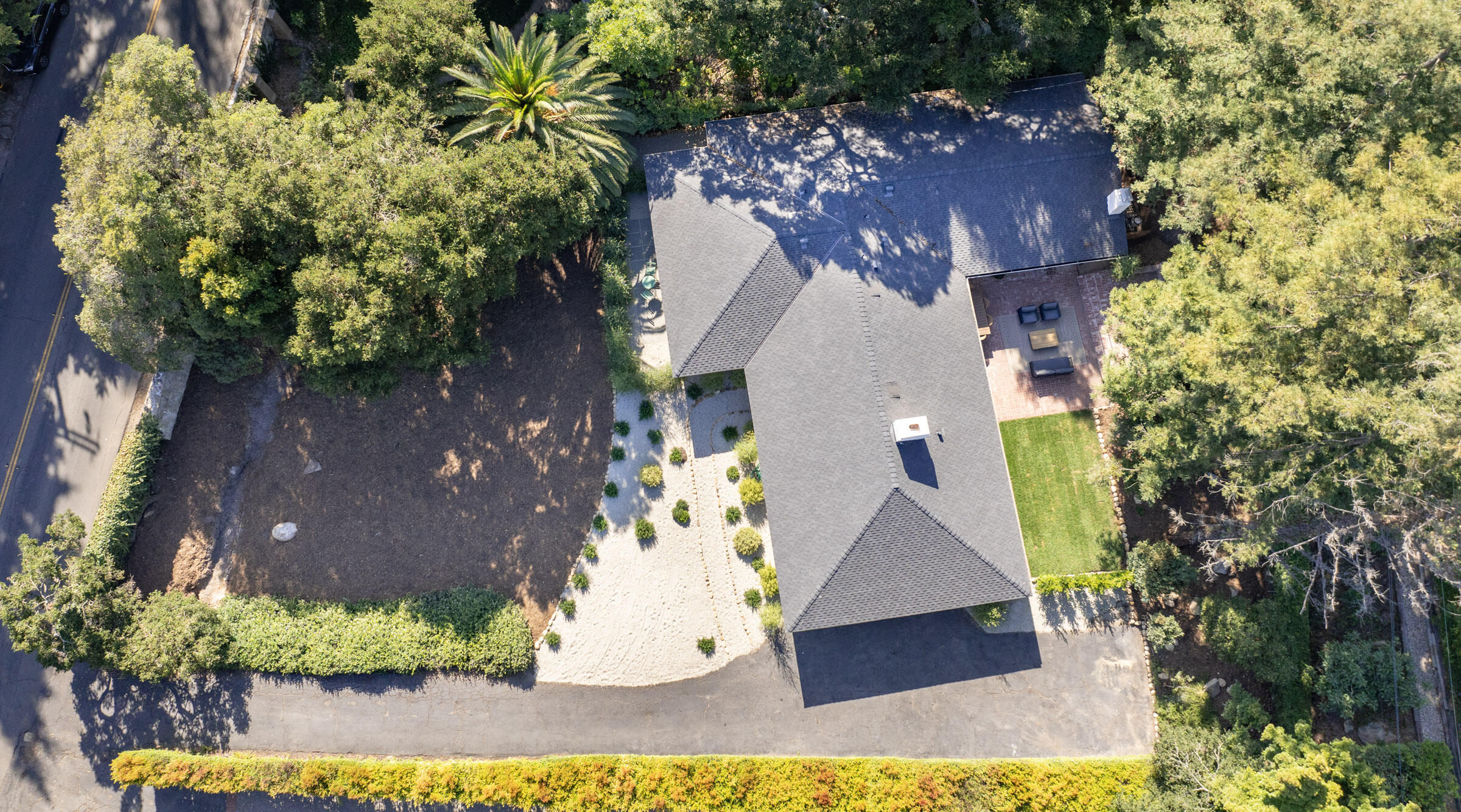 Santa Barbara, California 93108, United States, 3 Bedrooms Bedrooms, ,2 BathroomsBathrooms,Residential,Active,45593