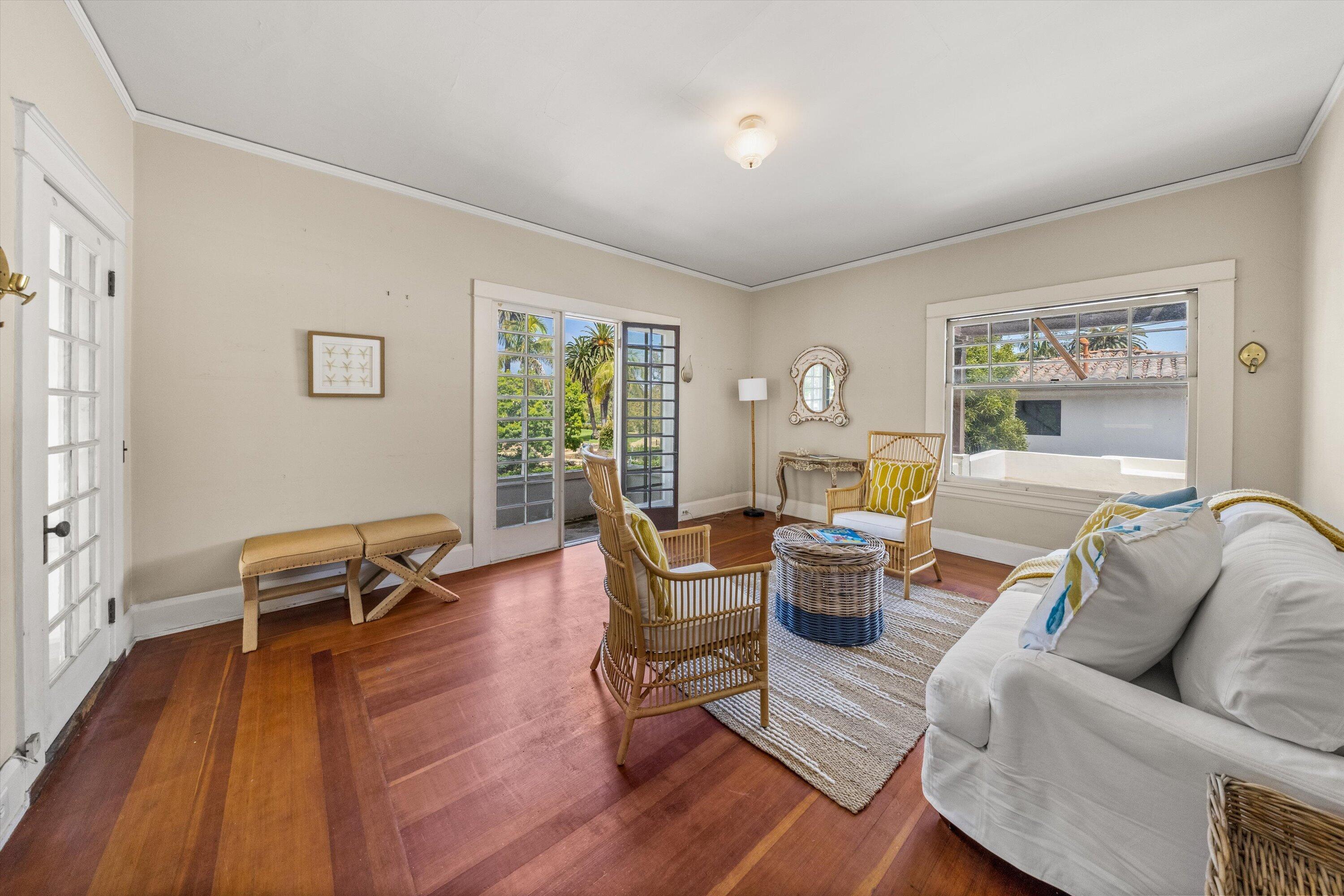 Santa Barbara, California 93101, United States, 3 Bedrooms Bedrooms, ,4 BathroomsBathrooms,Residential,Active,152919