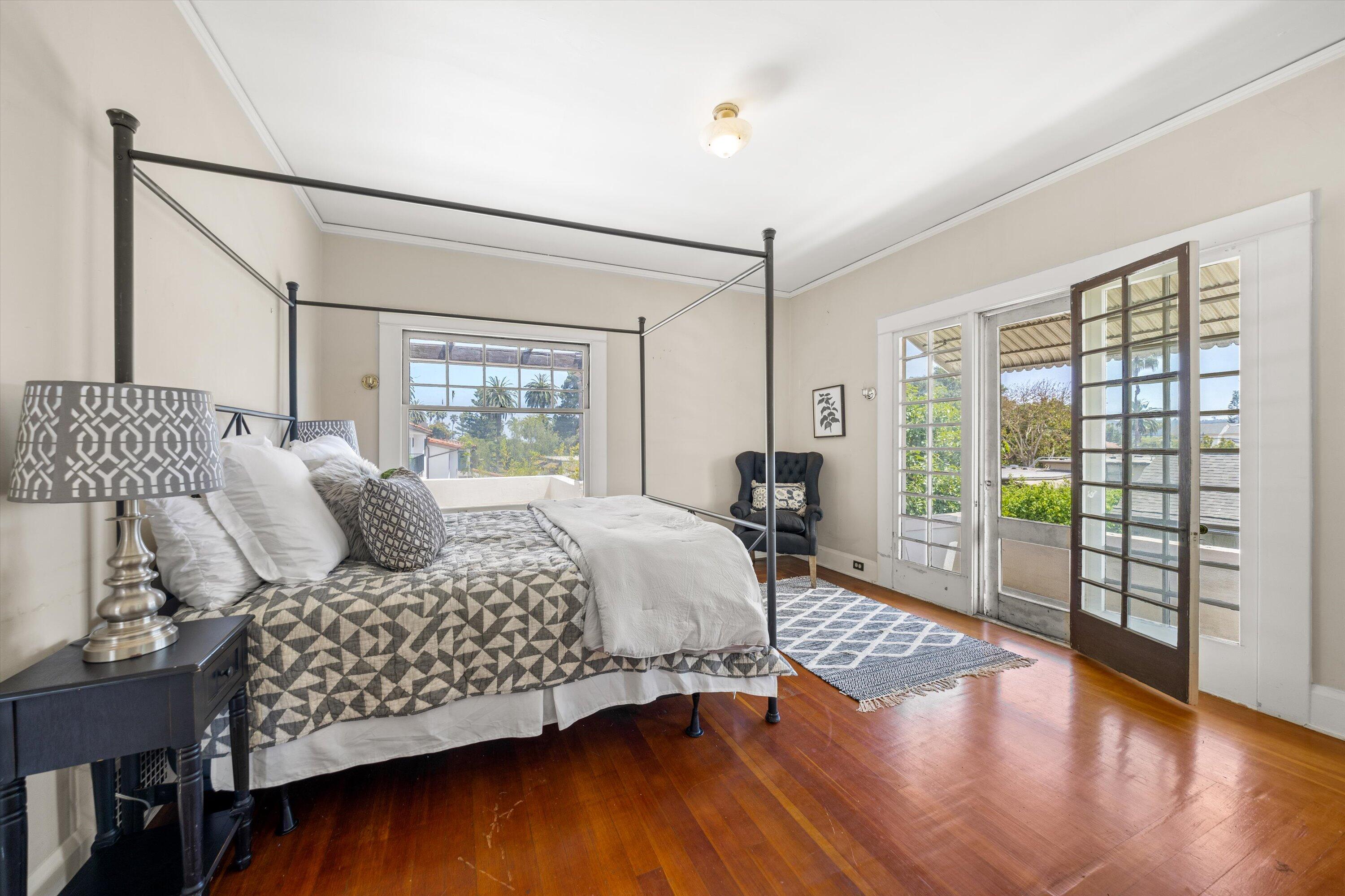 Santa Barbara, California 93101, United States, 3 Bedrooms Bedrooms, ,4 BathroomsBathrooms,Residential,Active,152919