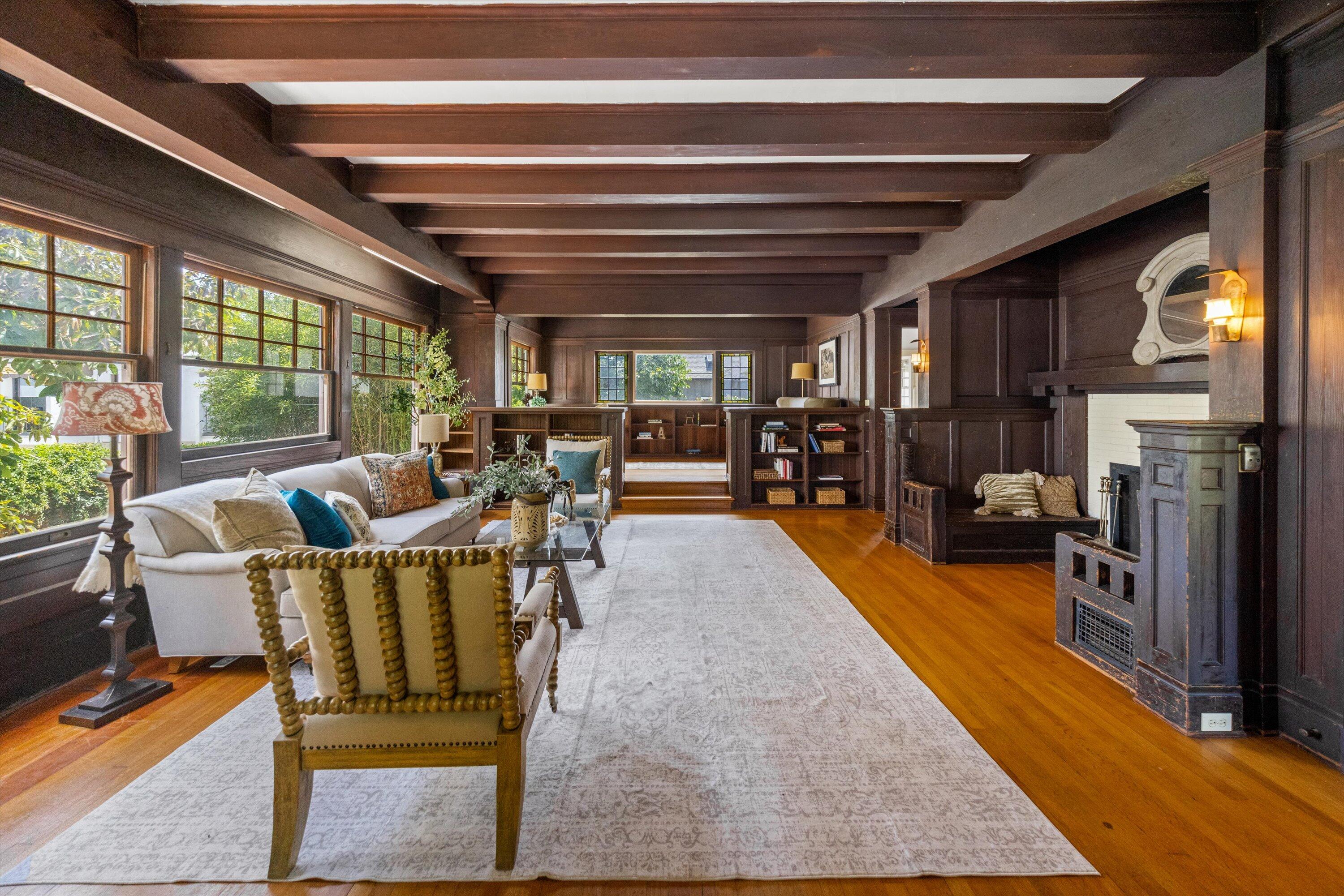 Santa Barbara, California 93101, United States, 3 Bedrooms Bedrooms, ,4 BathroomsBathrooms,Residential,Active,152919