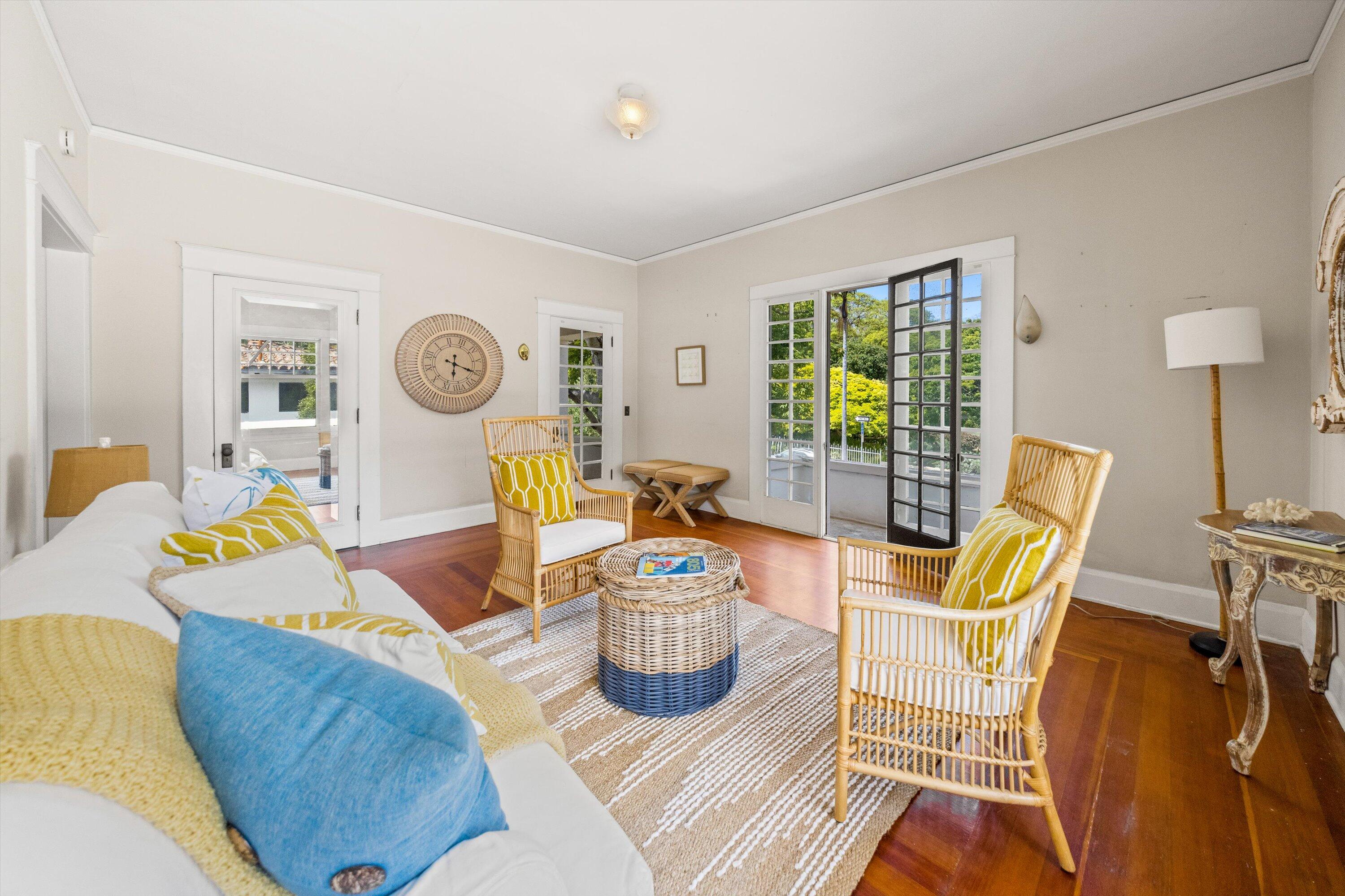 Santa Barbara, California 93101, United States, 3 Bedrooms Bedrooms, ,4 BathroomsBathrooms,Residential,Active,152919