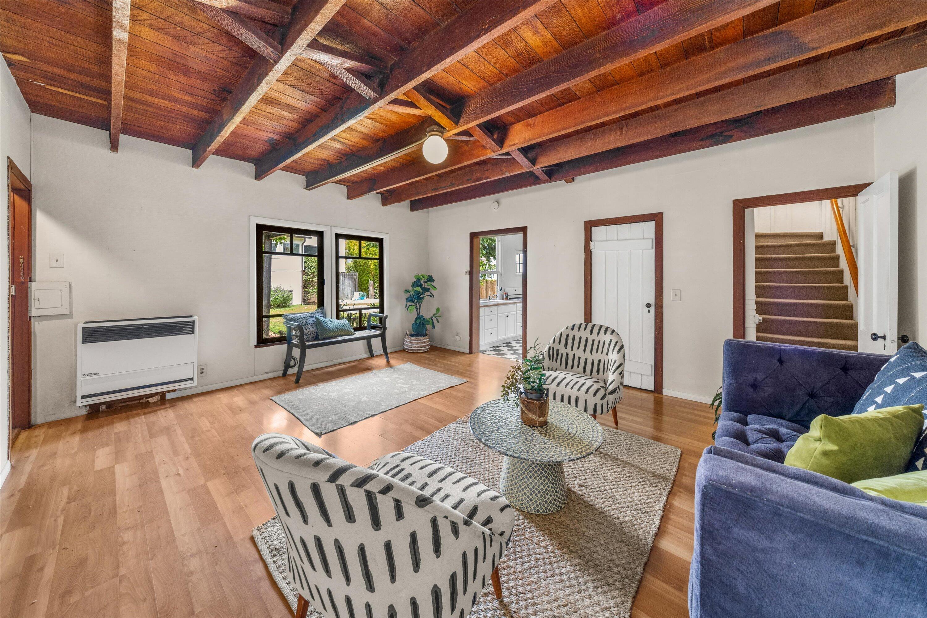 Santa Barbara, California 93101, United States, 3 Bedrooms Bedrooms, ,4 BathroomsBathrooms,Residential,Active,152919