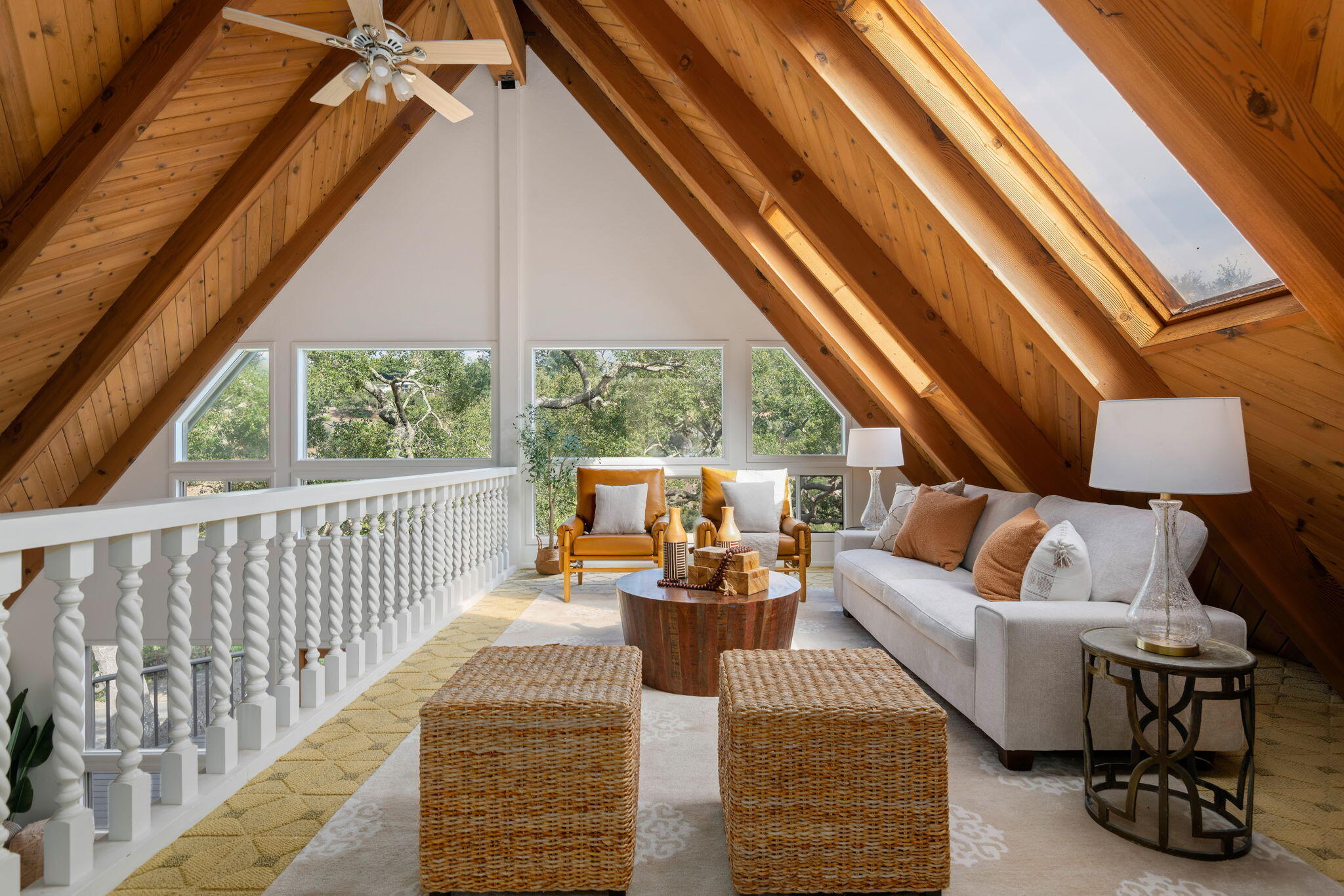 Santa Barbara, California 93103, United States, 4 Bedrooms Bedrooms, ,3 BathroomsBathrooms,Residential,Active,235464