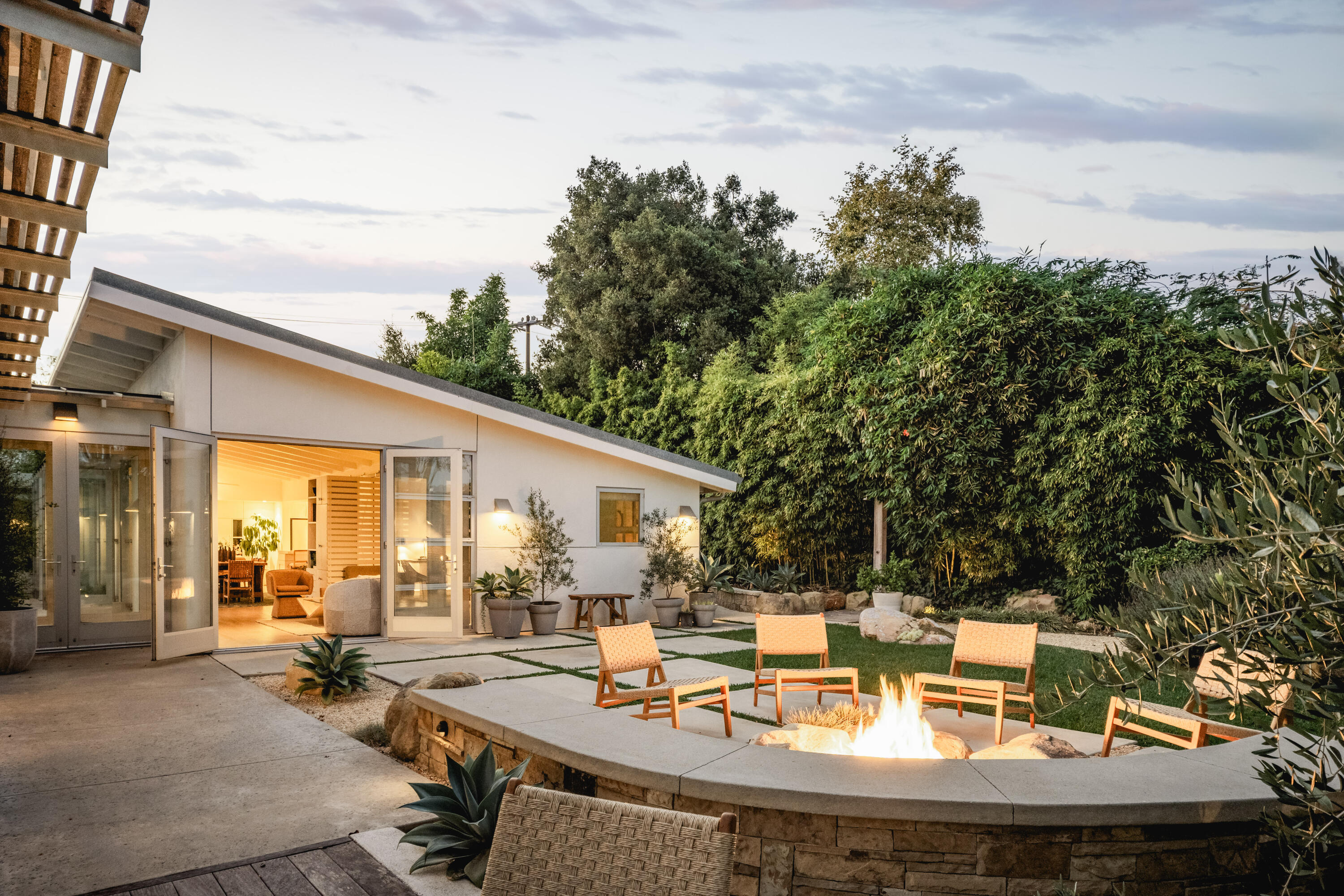 Santa Barbara, California 93105, United States, 3 Bedrooms Bedrooms, ,3 BathroomsBathrooms,Residential,Active,198749