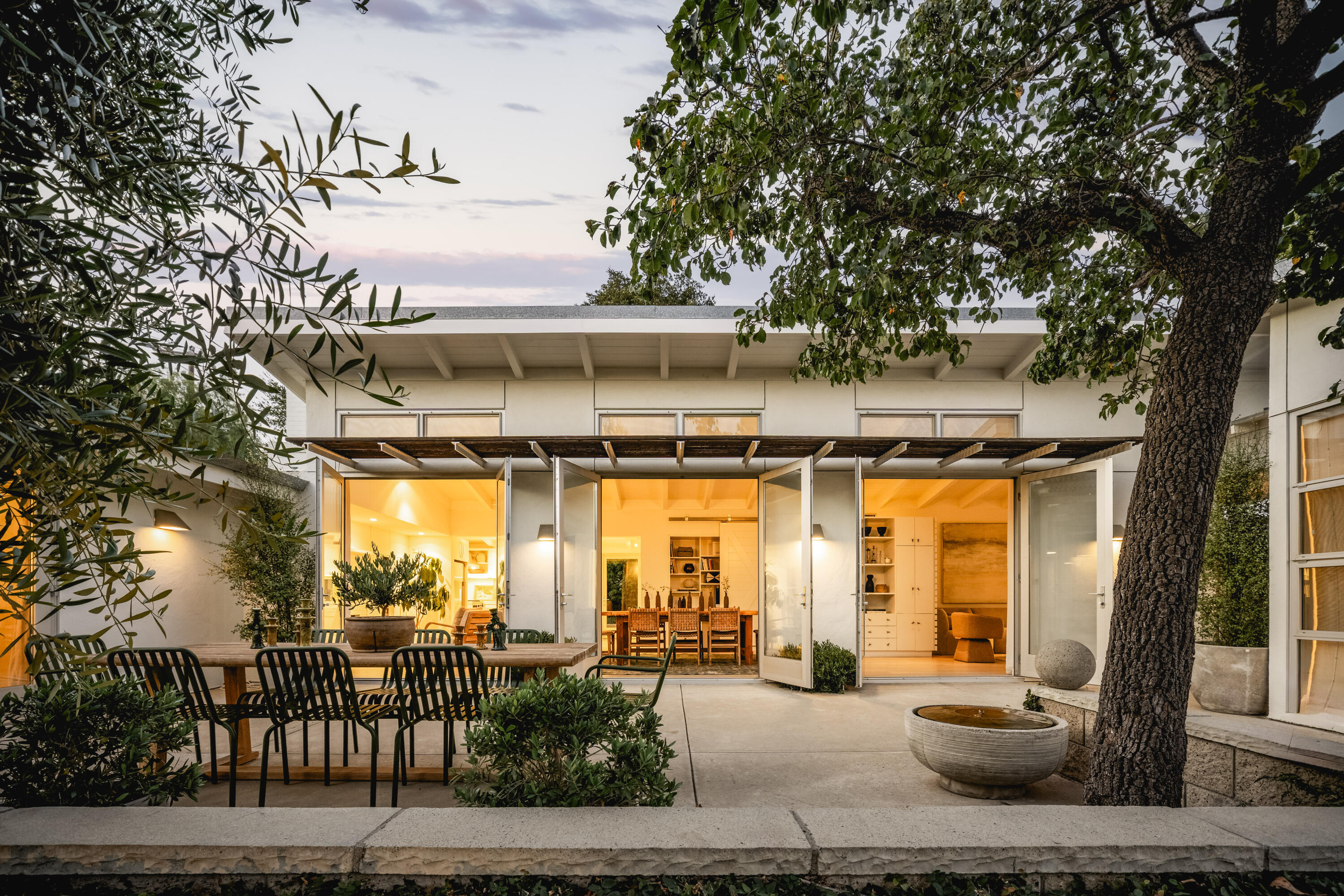 Santa Barbara, California 93105, United States, 3 Bedrooms Bedrooms, ,3 BathroomsBathrooms,Residential,Active,198749