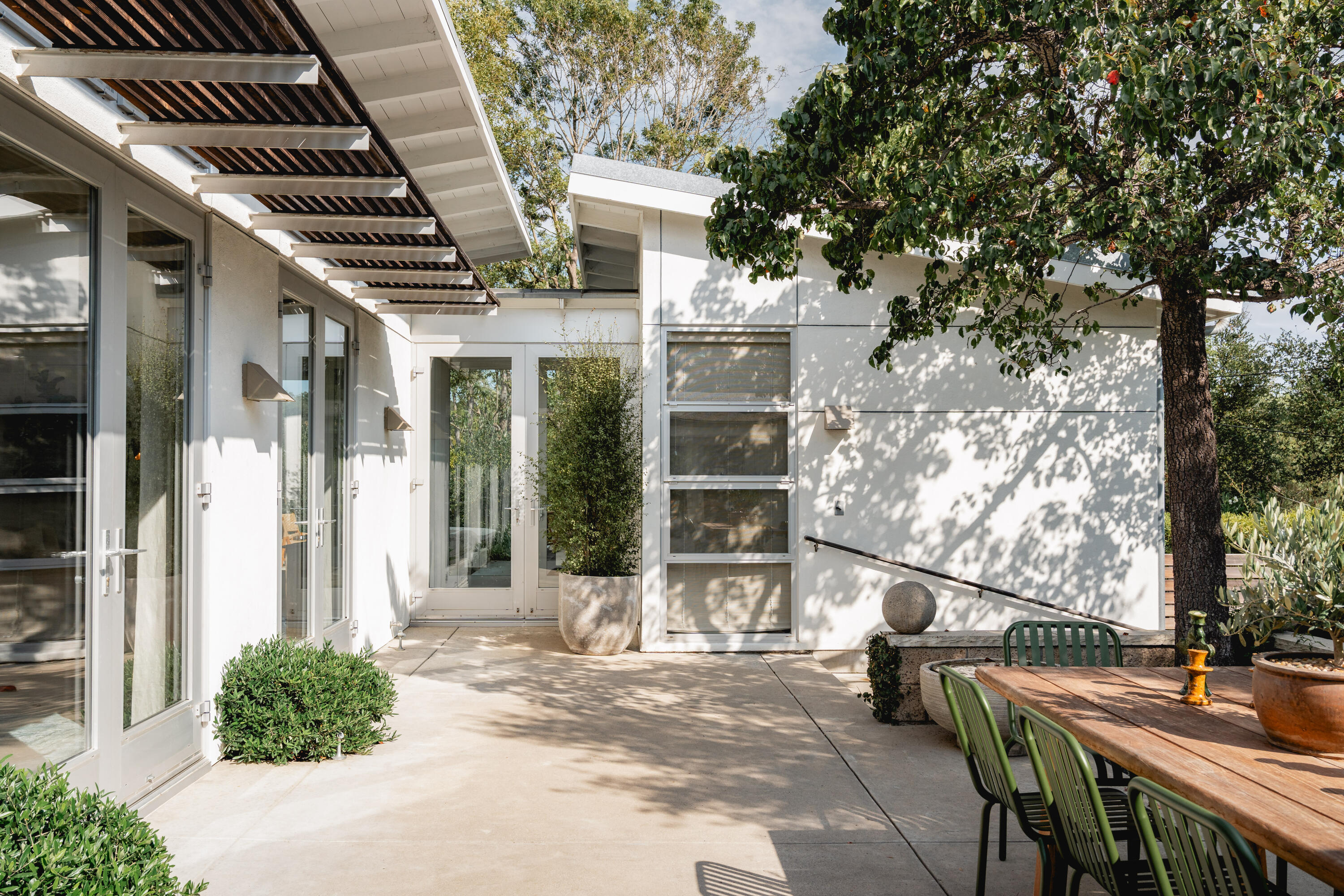 Santa Barbara, California 93105, United States, 3 Bedrooms Bedrooms, ,3 BathroomsBathrooms,Residential,Active,198749