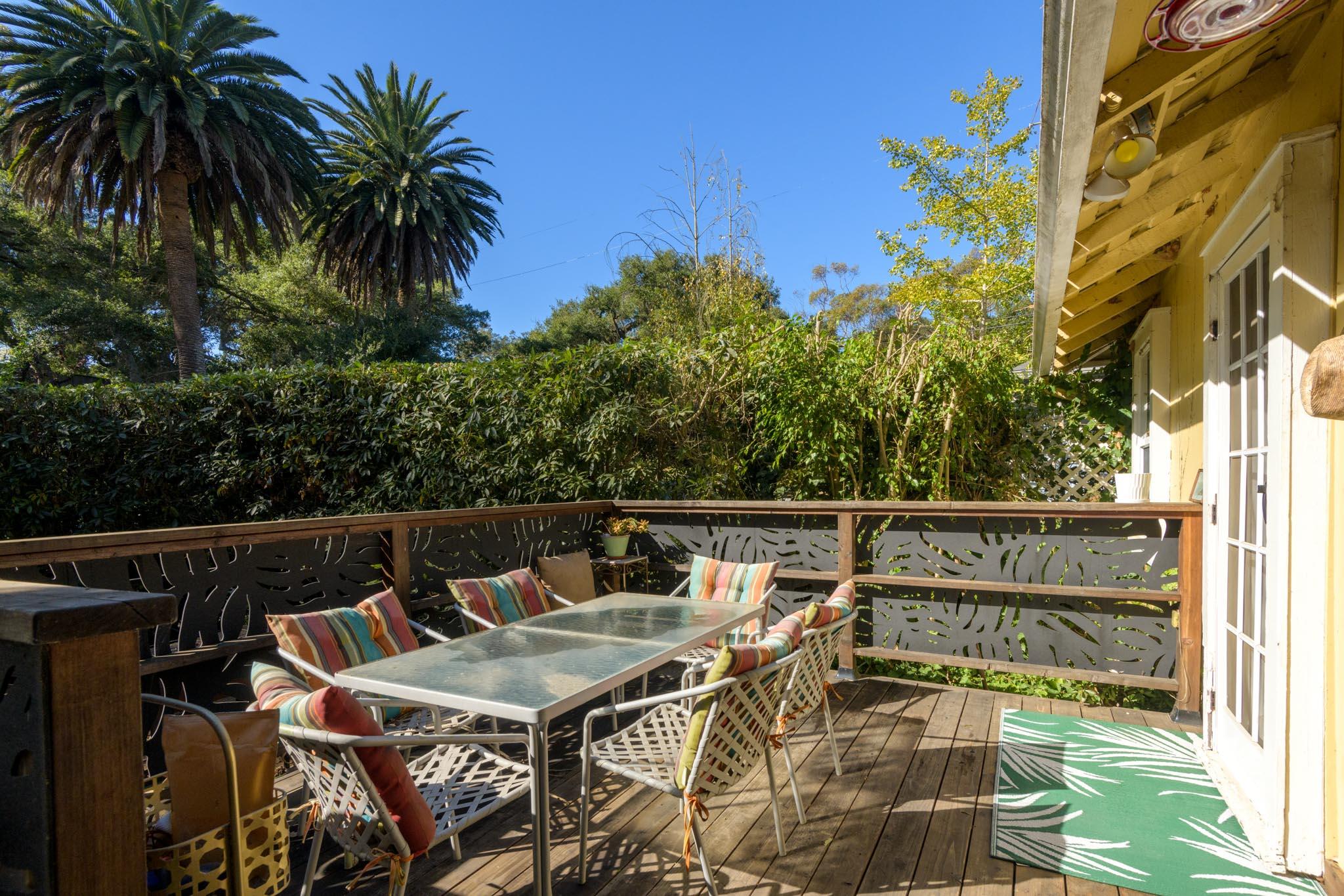 Montecito, California 93108, United States, 3 Bedrooms Bedrooms, ,2 BathroomsBathrooms,Residential,Pending,35892