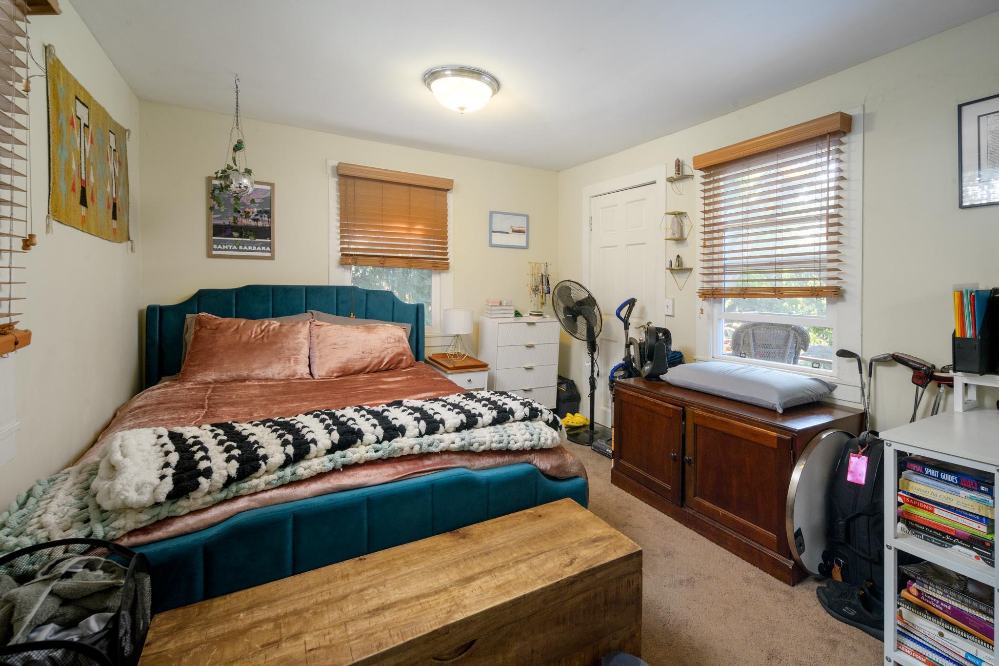 Montecito, California 93108, United States, 3 Bedrooms Bedrooms, ,2 BathroomsBathrooms,Residential,Pending,35892