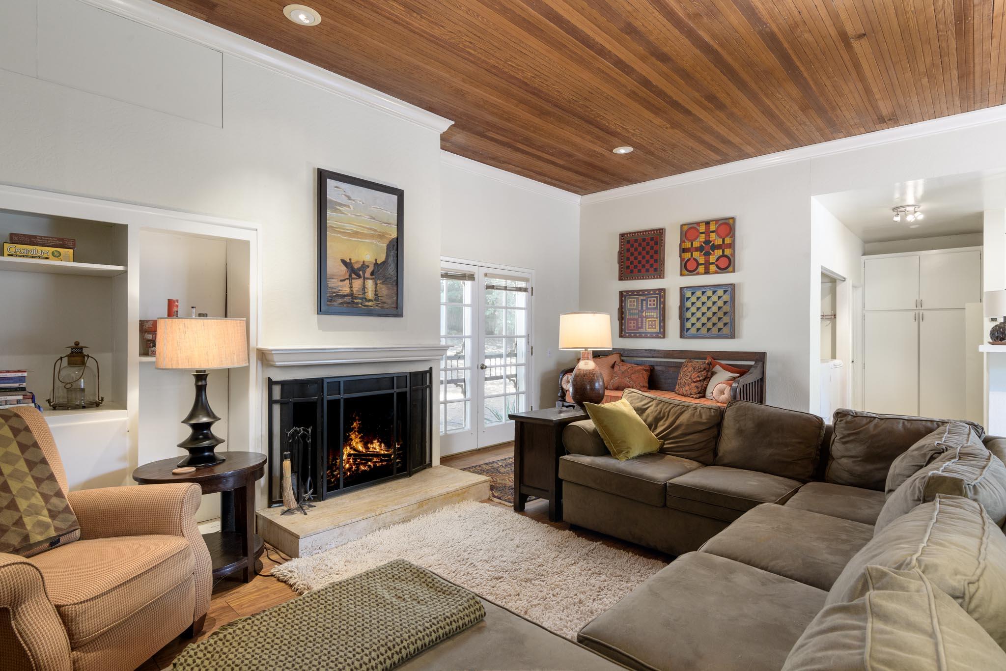 Montecito, California 93108, United States, 3 Bedrooms Bedrooms, ,2 BathroomsBathrooms,Residential,Pending,35892