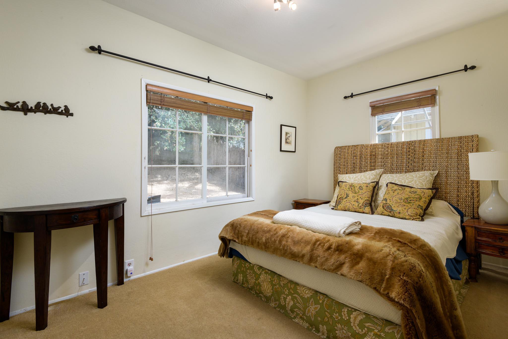 Montecito, California 93108, United States, 3 Bedrooms Bedrooms, ,2 BathroomsBathrooms,Residential,Pending,35892