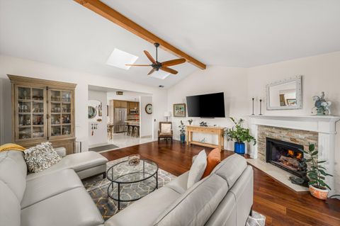 521 E Anapamu # C8 SANTA BARBARA CA 93103