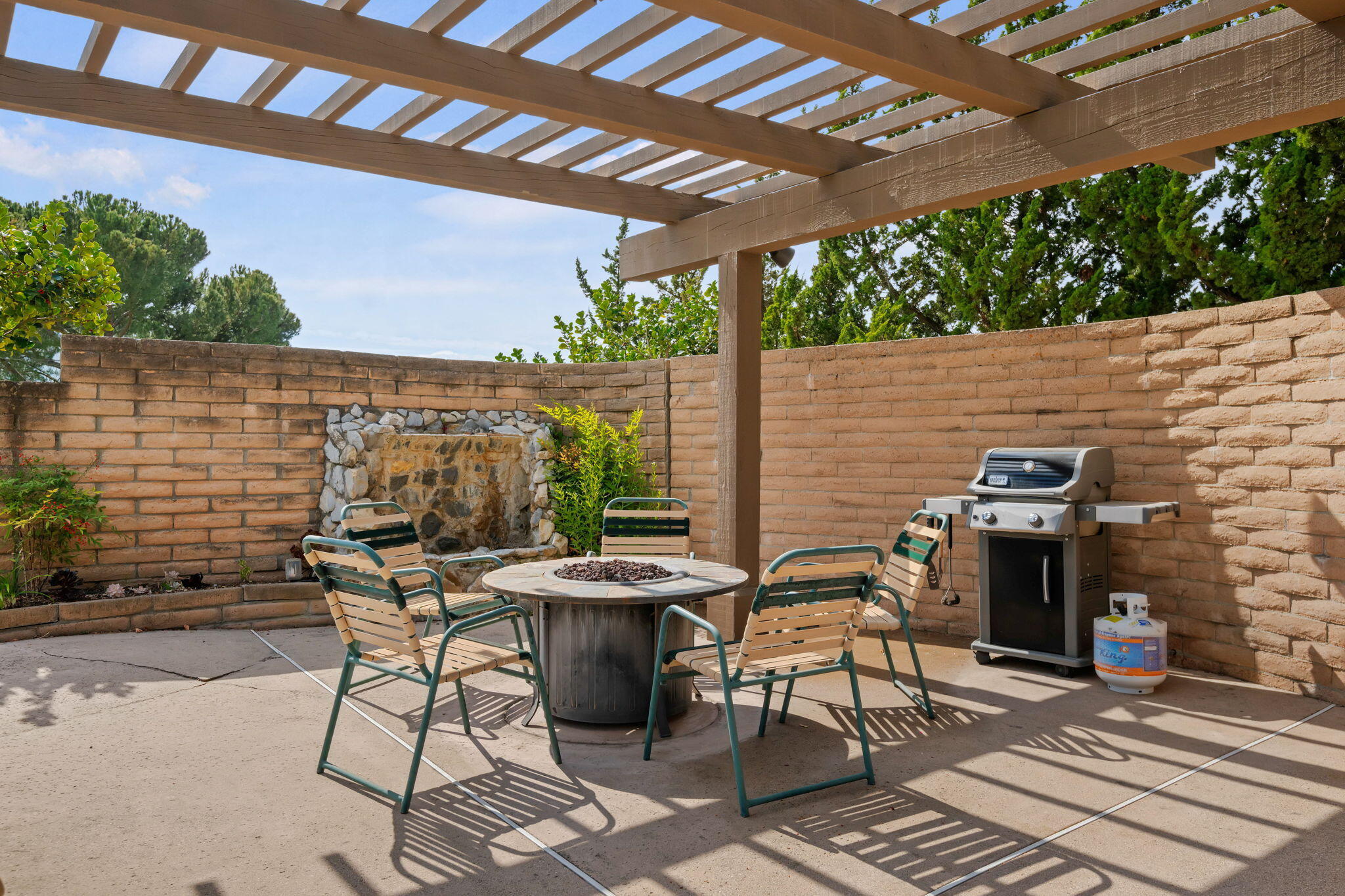 Solvang, California 93463, United States, 2 Bedrooms Bedrooms, ,2 BathroomsBathrooms,Residential,Active,116980