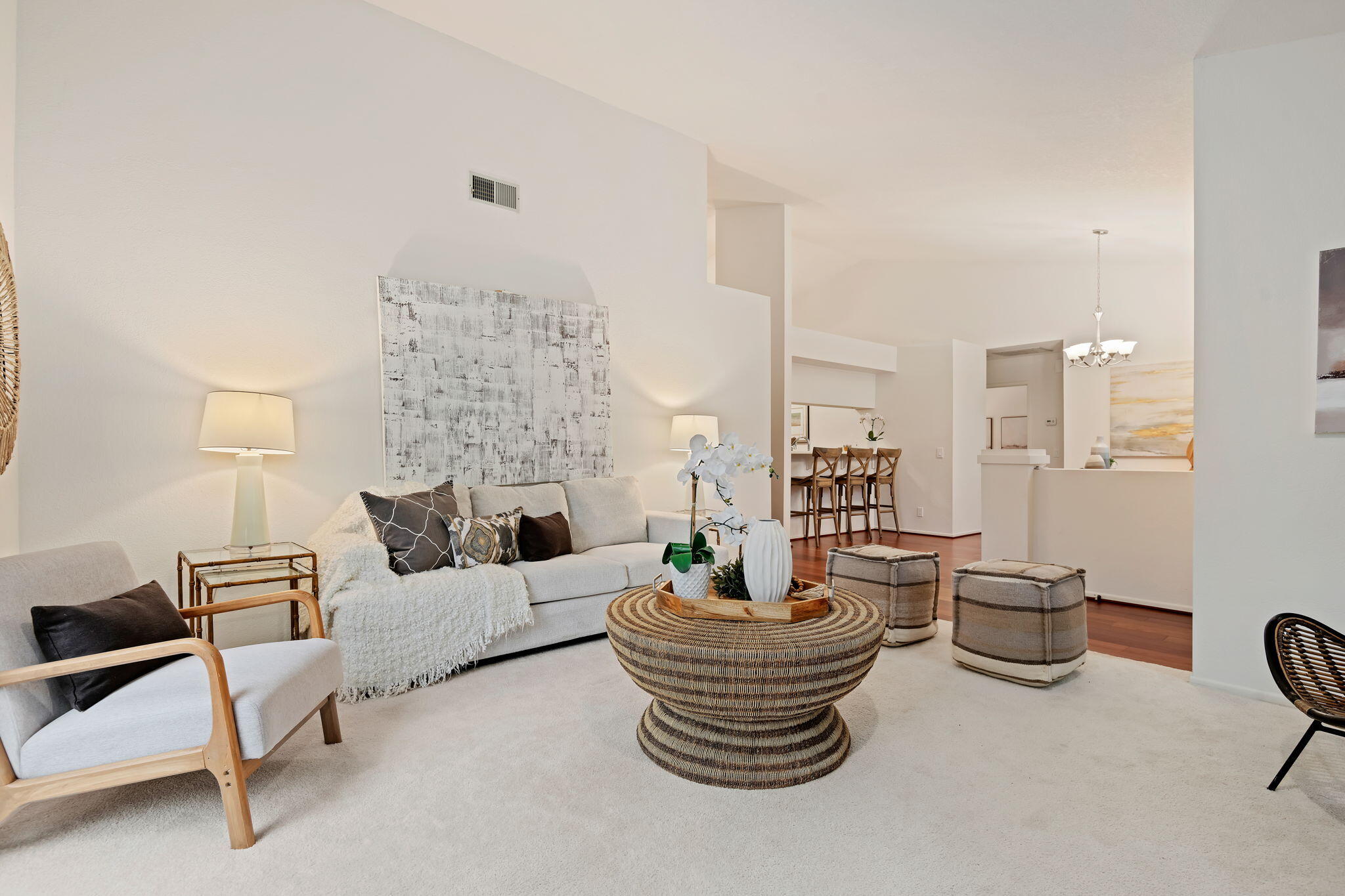 Santa Barbara, California 93111, United States, 2 Bedrooms Bedrooms, ,2 BathroomsBathrooms,Residential,Active,4241