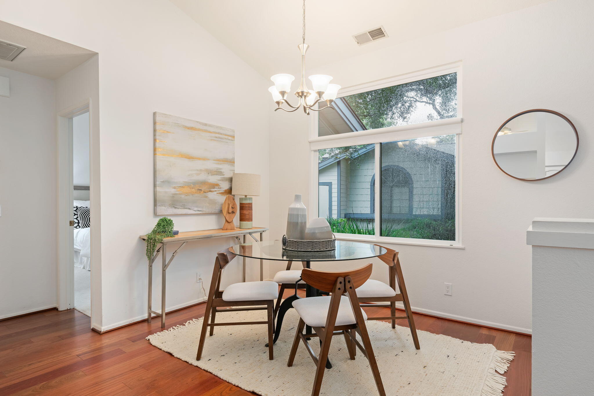 Santa Barbara, California 93111, United States, 2 Bedrooms Bedrooms, ,2 BathroomsBathrooms,Residential,Active,4241