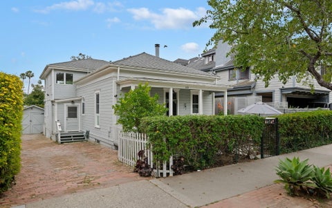 Photo of 613 Coronel Place, SANTA BARBARA, CA 93101 (MLS # 26-1915)