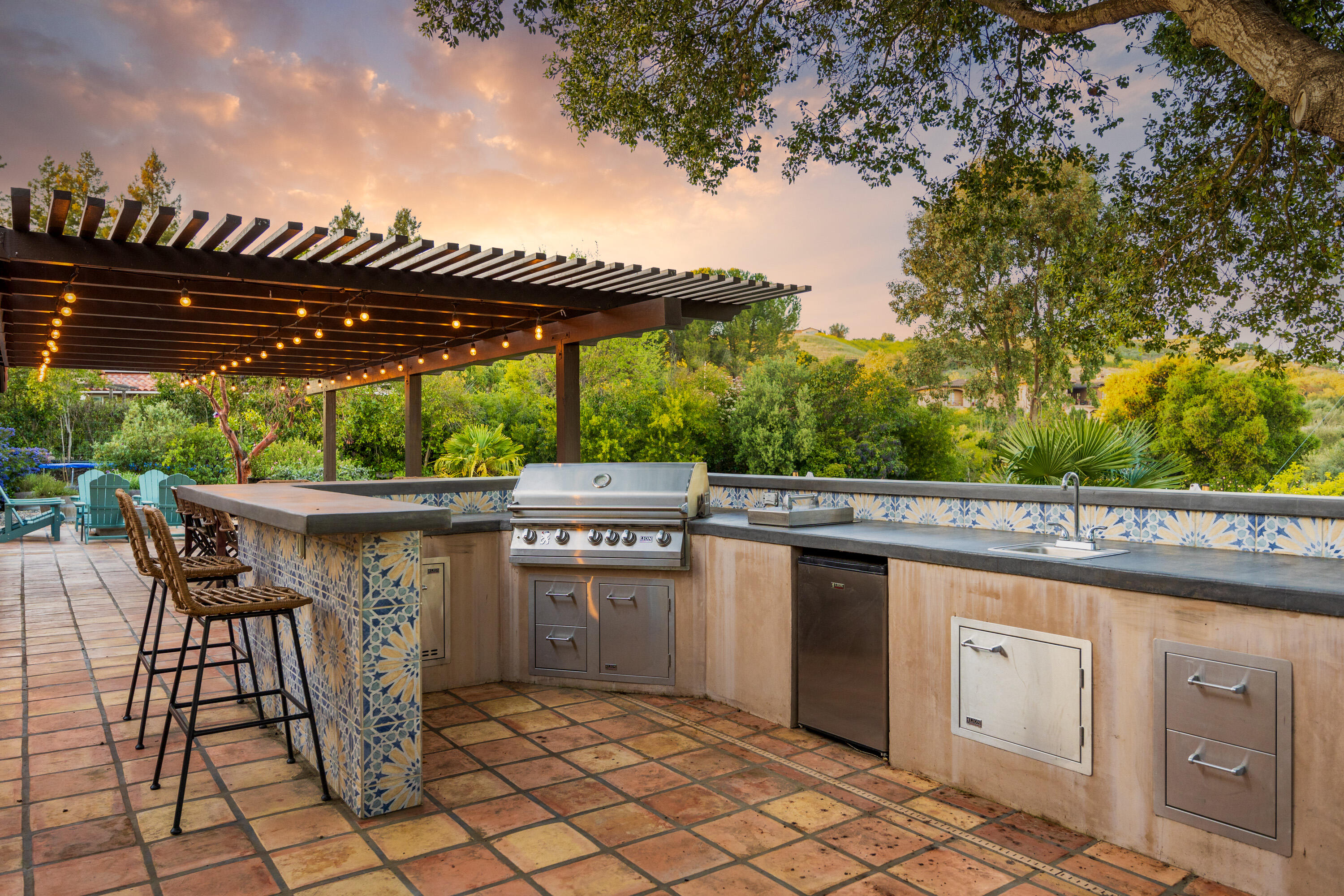 Solvang, California 93463, United States, 5 Bedrooms Bedrooms, ,4 BathroomsBathrooms,Residential,Active,121533