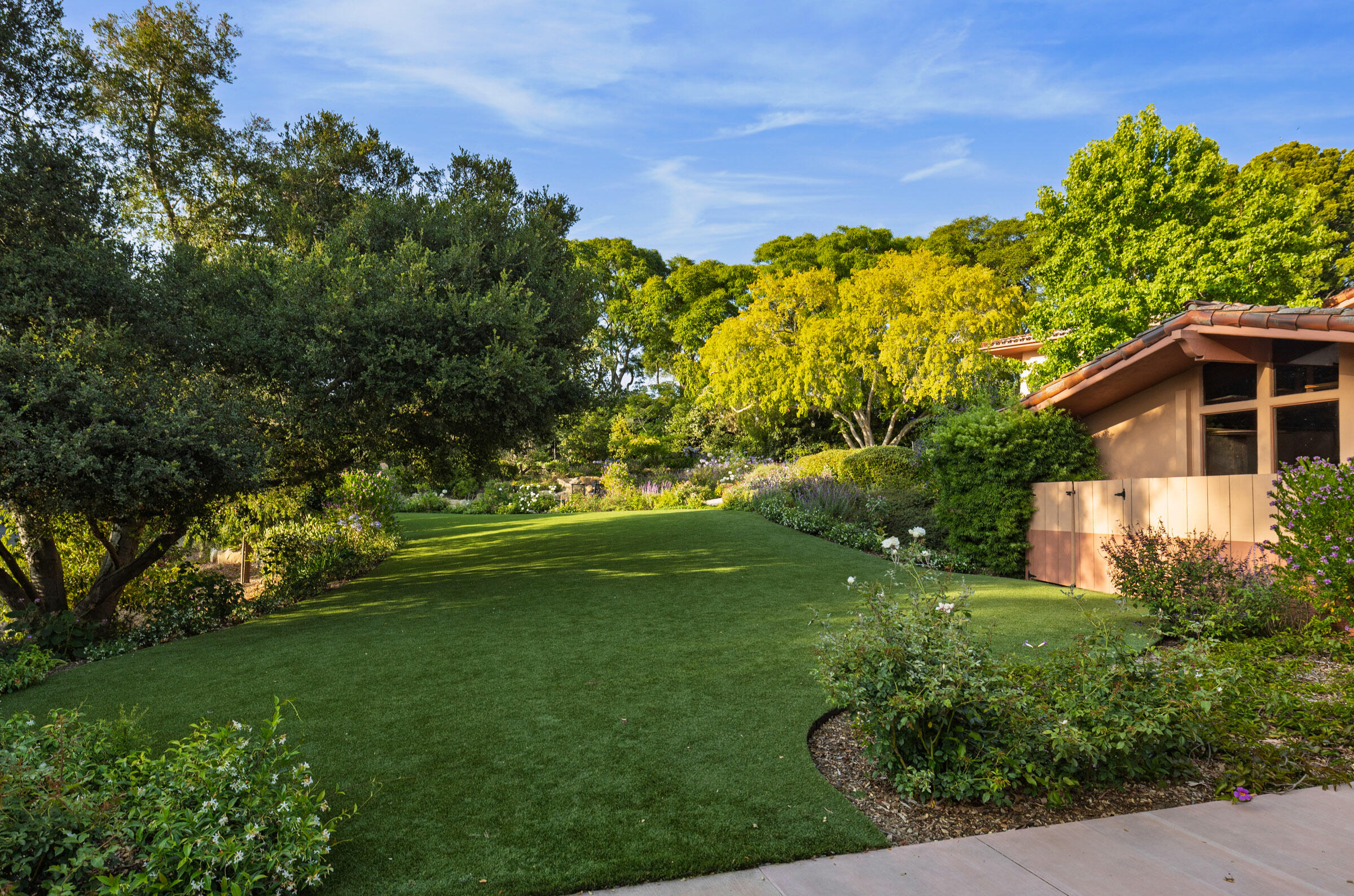 Santa Barbara, California 93110, United States, 6 Bedrooms Bedrooms, ,6 BathroomsBathrooms,Residential,Active,159412