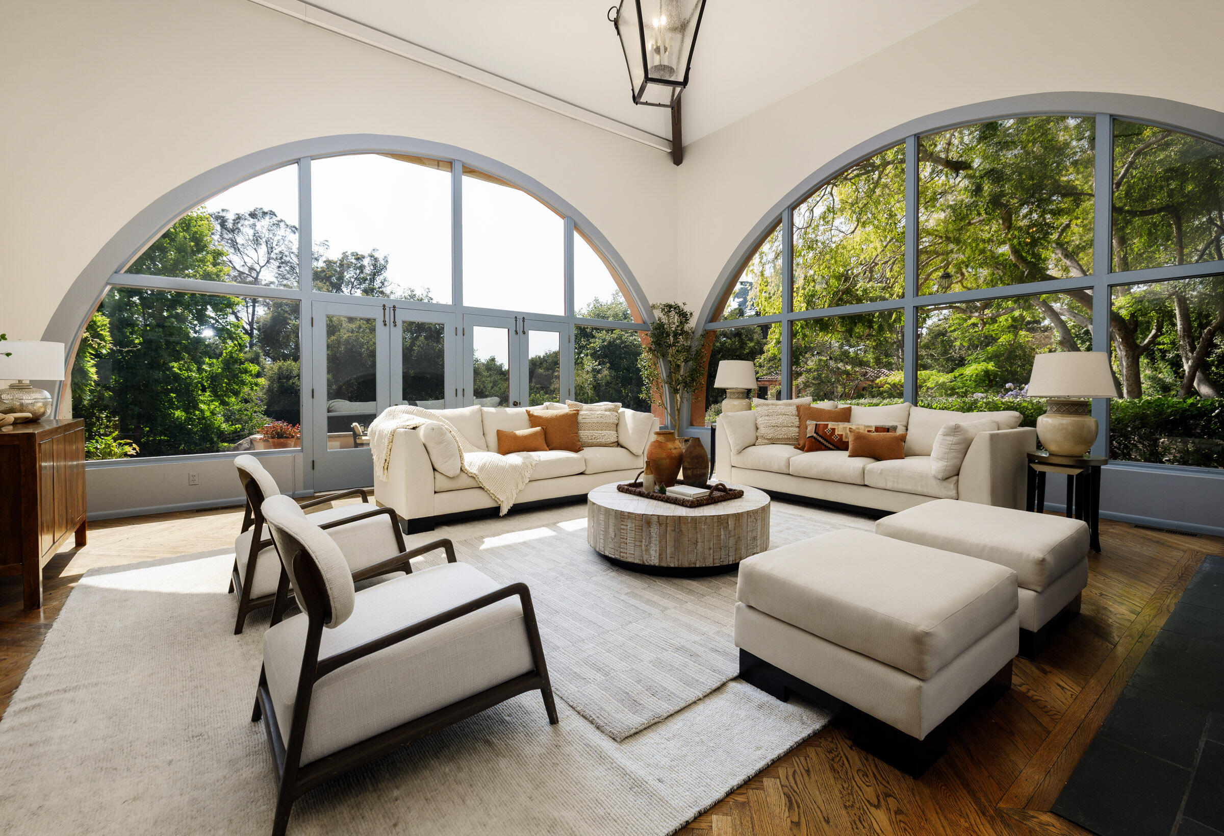 Santa Barbara, California 93110, United States, 6 Bedrooms Bedrooms, ,6 BathroomsBathrooms,Residential,Active,159412