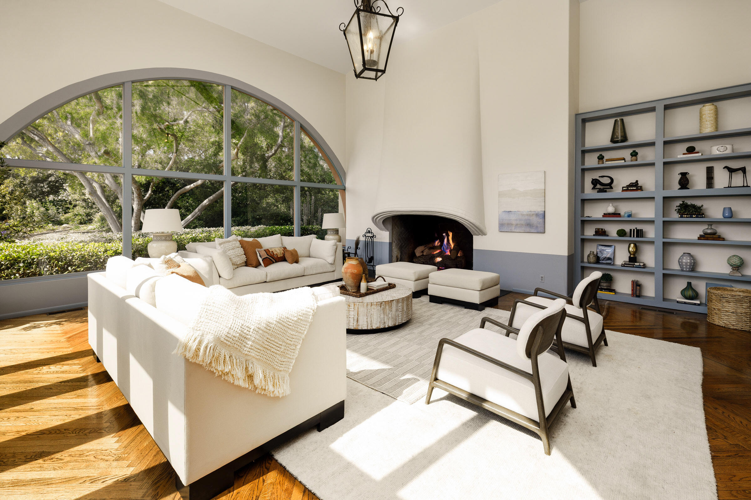 Santa Barbara, California 93110, United States, 6 Bedrooms Bedrooms, ,6 BathroomsBathrooms,Residential,Active,159412