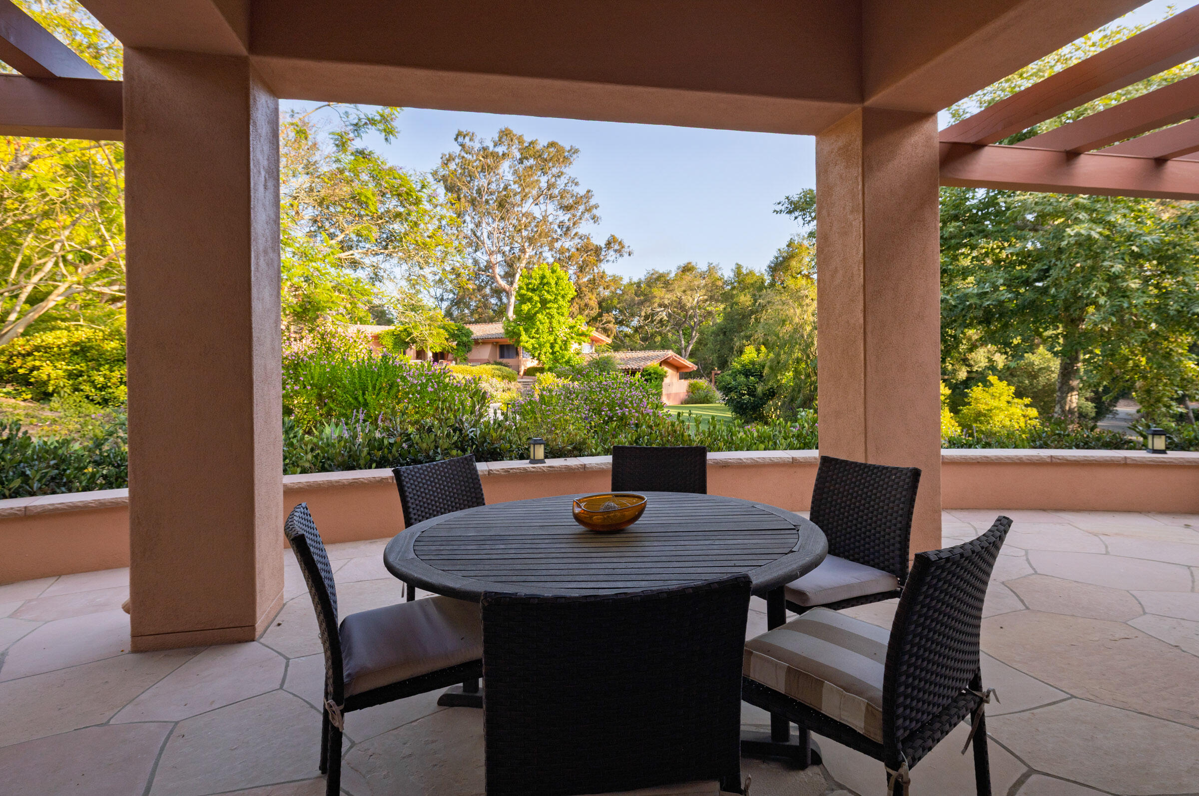 Santa Barbara, California 93110, United States, 6 Bedrooms Bedrooms, ,6 BathroomsBathrooms,Residential,Active,159412