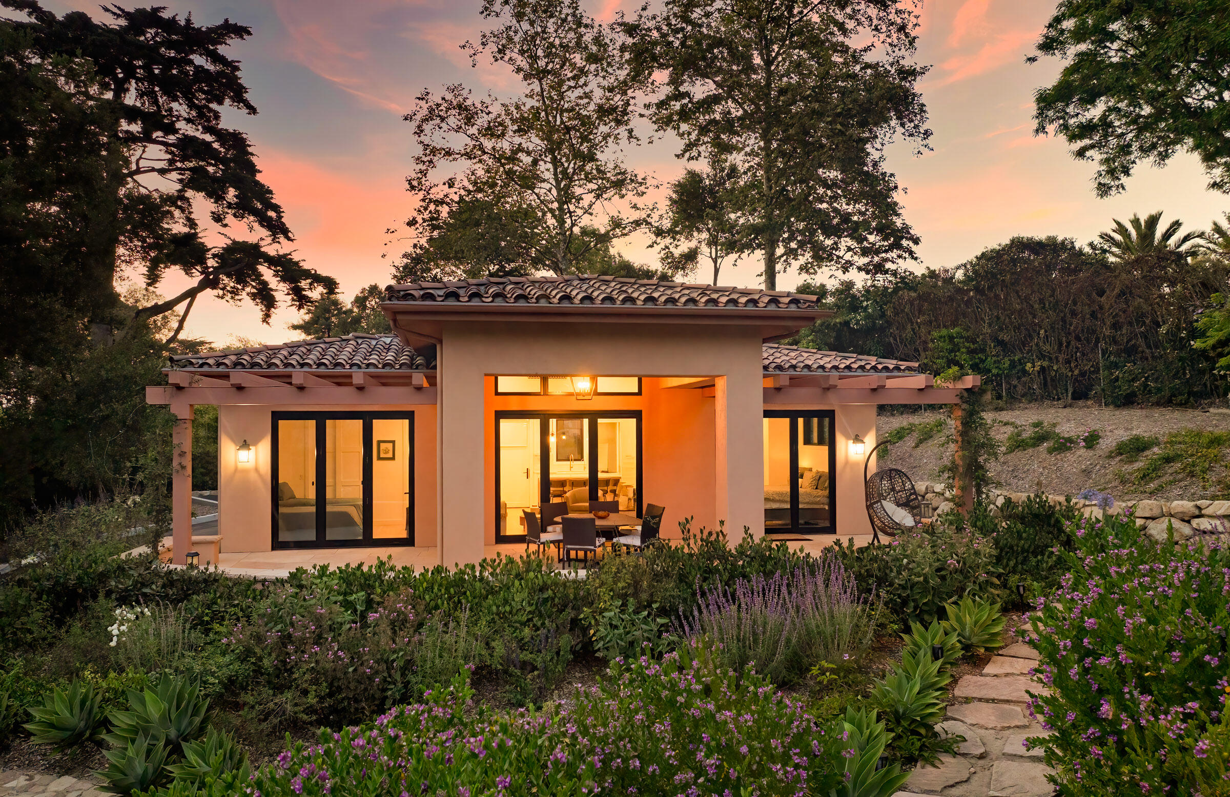 Santa Barbara, California 93110, United States, 6 Bedrooms Bedrooms, ,6 BathroomsBathrooms,Residential,Active,159412