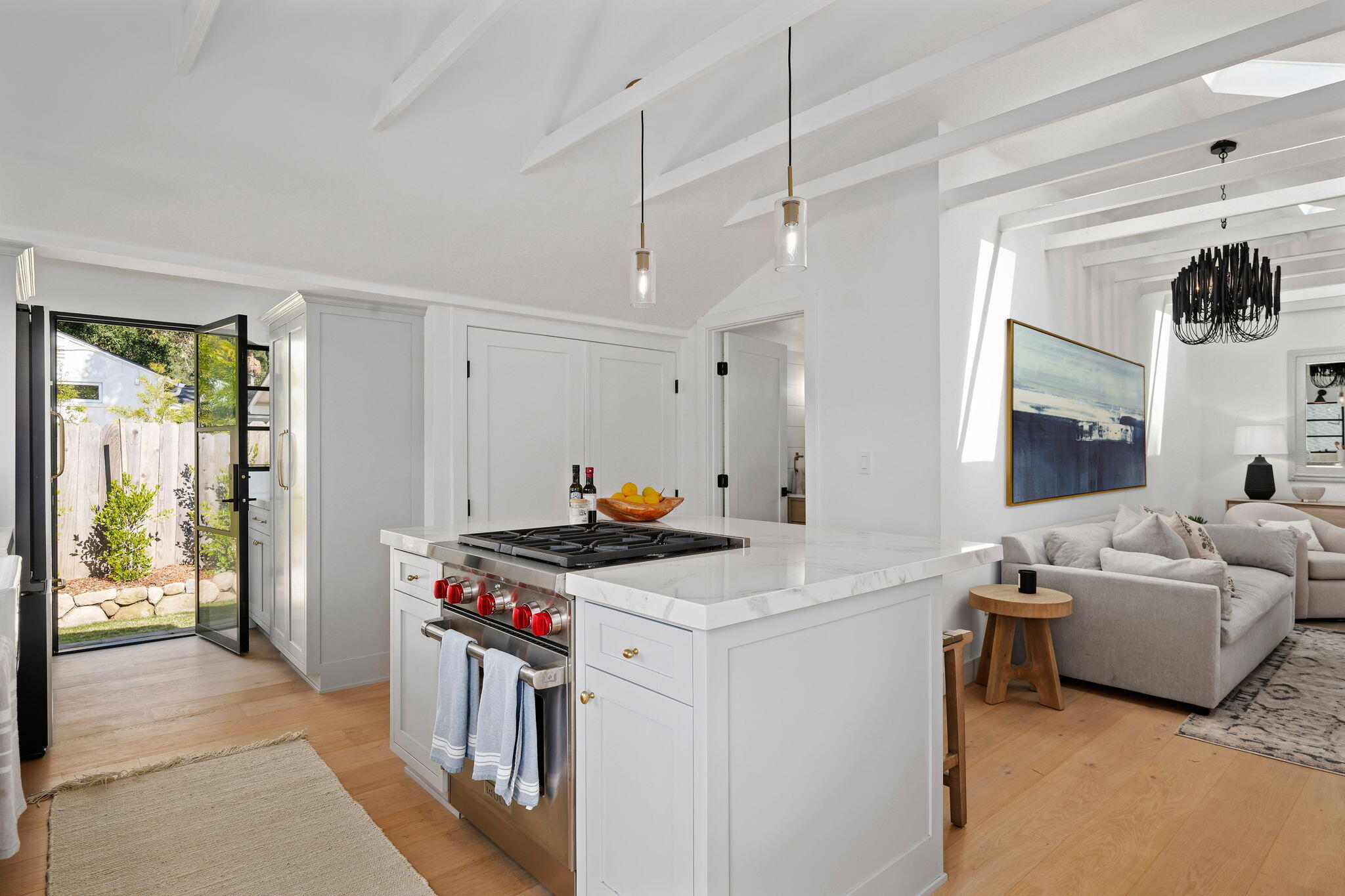 Montecito, California 93108, United States, 3 Bedrooms Bedrooms, ,4 BathroomsBathrooms,Residential,Active,5920