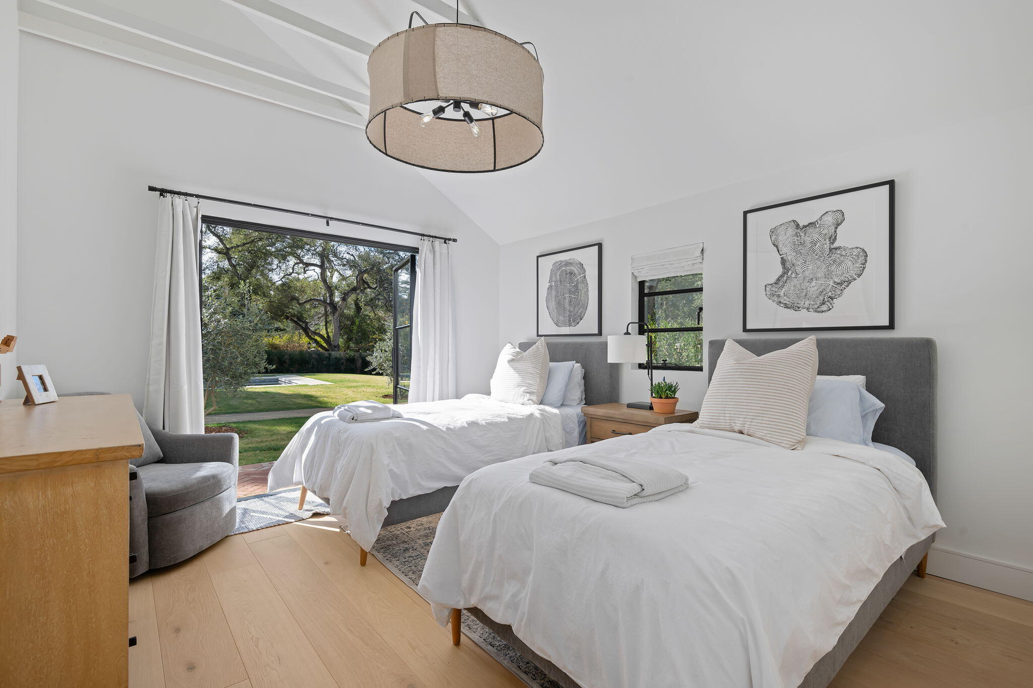 Montecito, California 93108, United States, 3 Bedrooms Bedrooms, ,4 BathroomsBathrooms,Residential,Active,5920