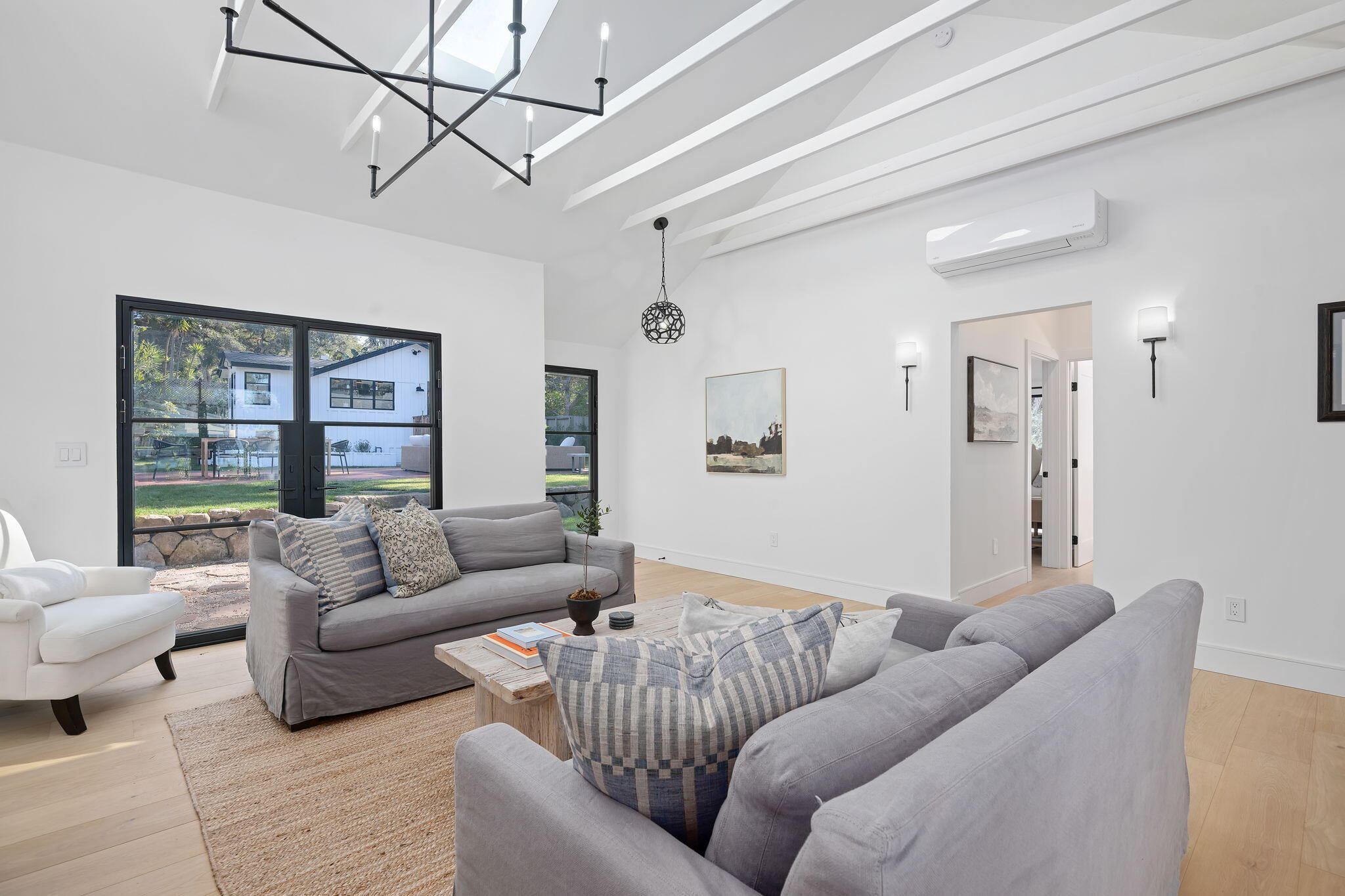 Montecito, California 93108, United States, 3 Bedrooms Bedrooms, ,4 BathroomsBathrooms,Residential,Active,5920