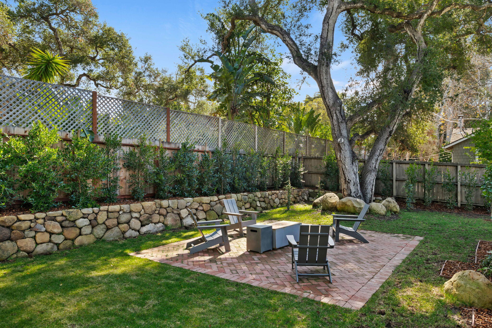 Montecito, California 93108, United States, 3 Bedrooms Bedrooms, ,4 BathroomsBathrooms,Residential,Active,5920