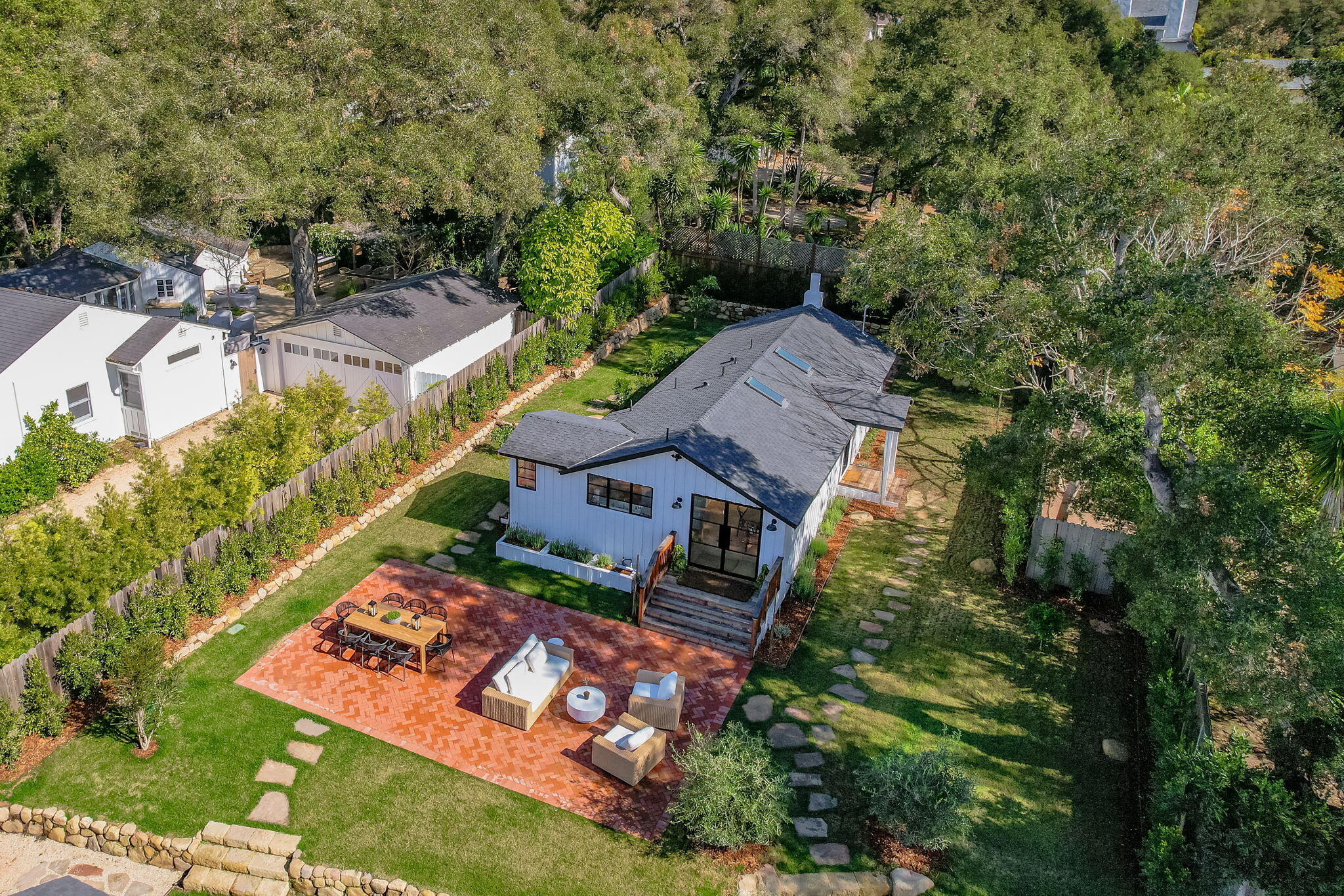 Montecito, California 93108, United States, 3 Bedrooms Bedrooms, ,4 BathroomsBathrooms,Residential,Active,5920