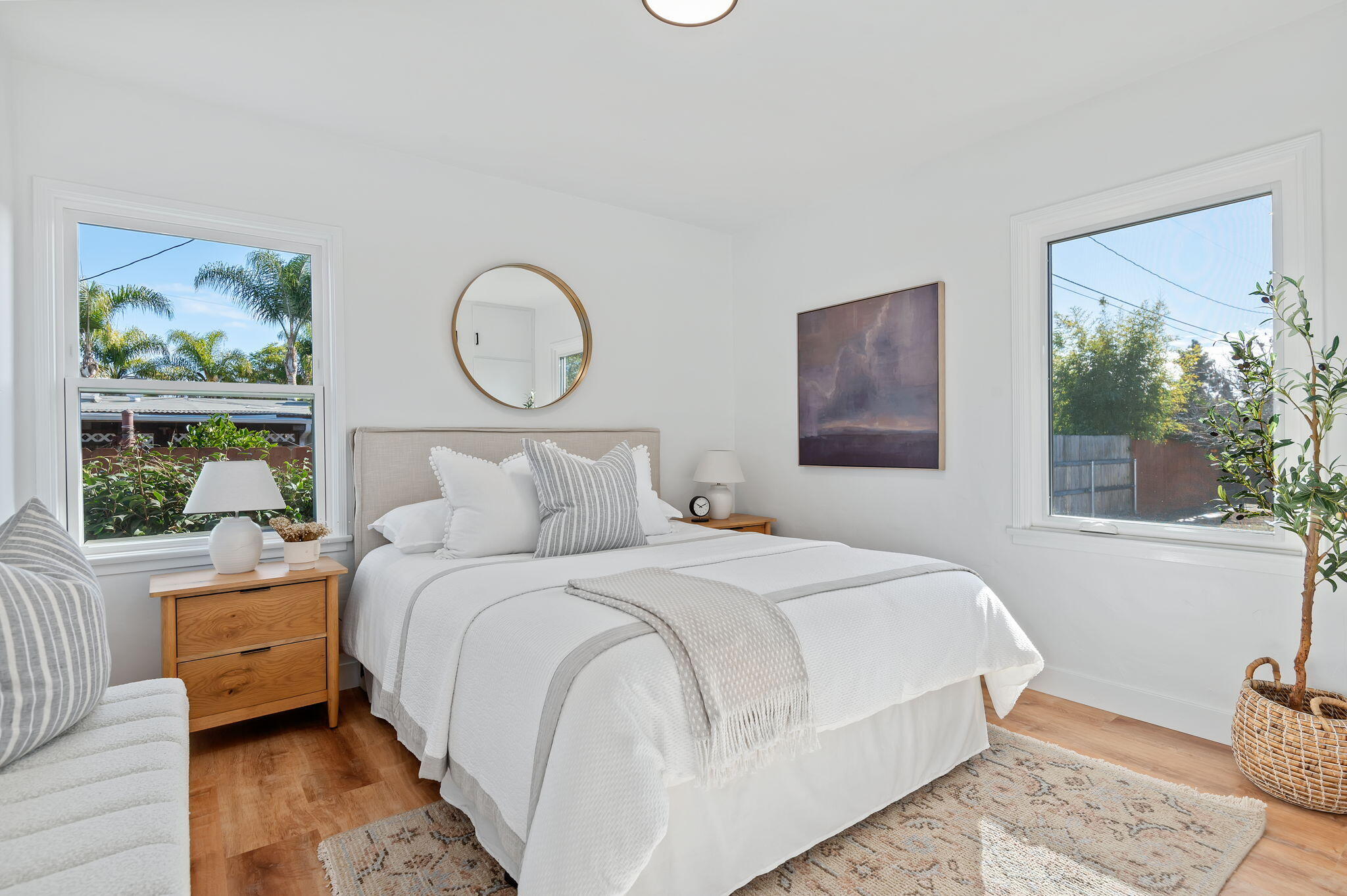 Goleta, California 93117, United States, 3 Bedrooms Bedrooms, ,2 BathroomsBathrooms,Residential,Pending,26631