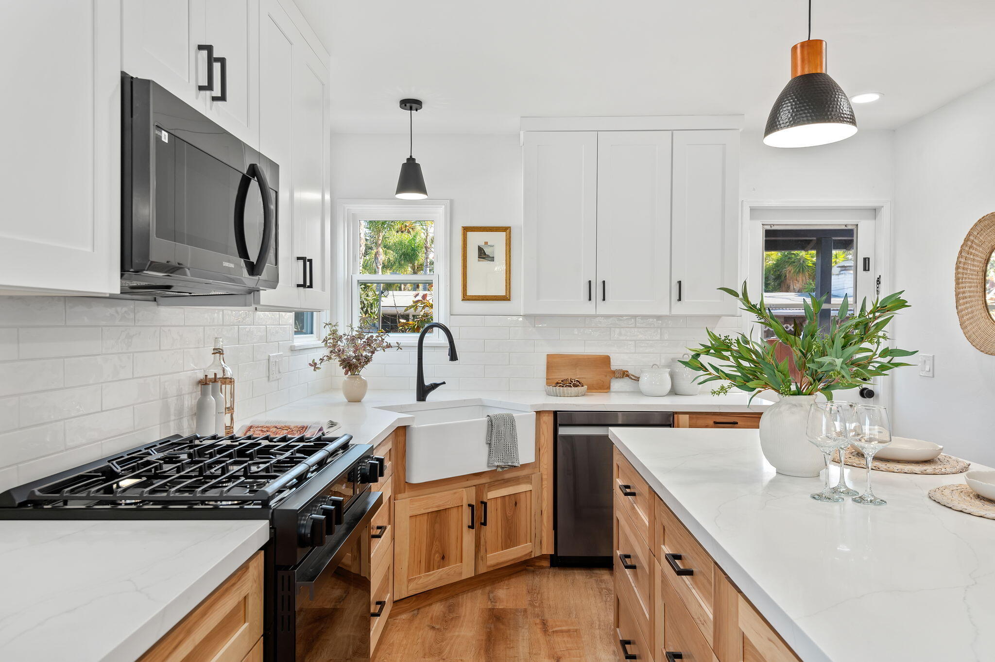 Goleta, California 93117, United States, 3 Bedrooms Bedrooms, ,2 BathroomsBathrooms,Residential,Pending,26631