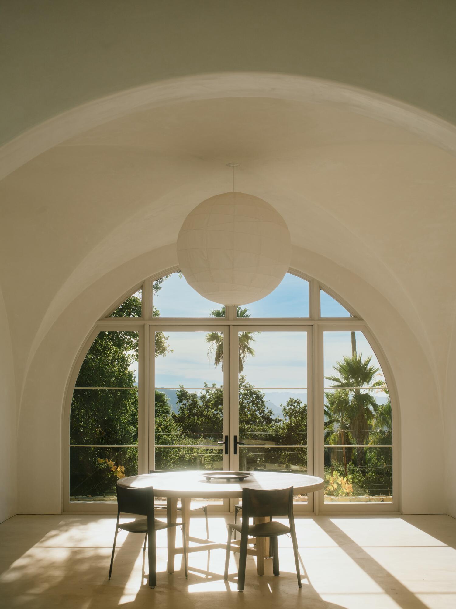 Ojai, California 93023, United States, 4 Bedrooms Bedrooms, ,5 BathroomsBathrooms,Residential,Active,5399