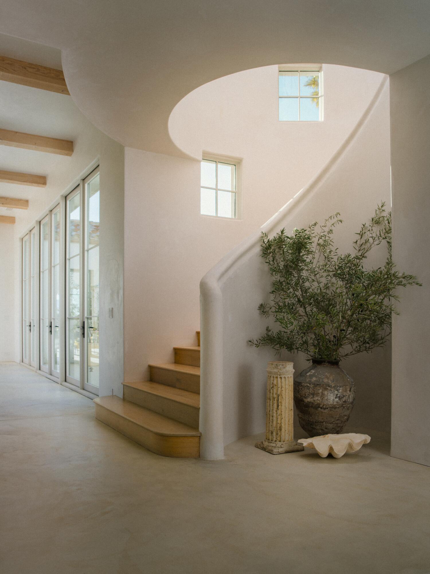 Ojai, California 93023, United States, 4 Bedrooms Bedrooms, ,5 BathroomsBathrooms,Residential,Active,5399