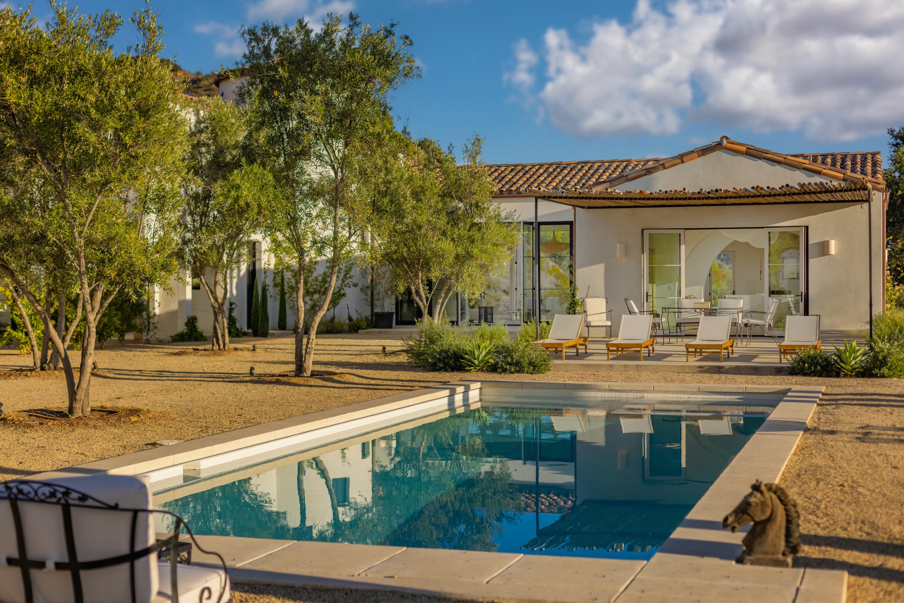 Ojai, California 93023, United States, 4 Bedrooms Bedrooms, ,5 BathroomsBathrooms,Residential,Active,5399